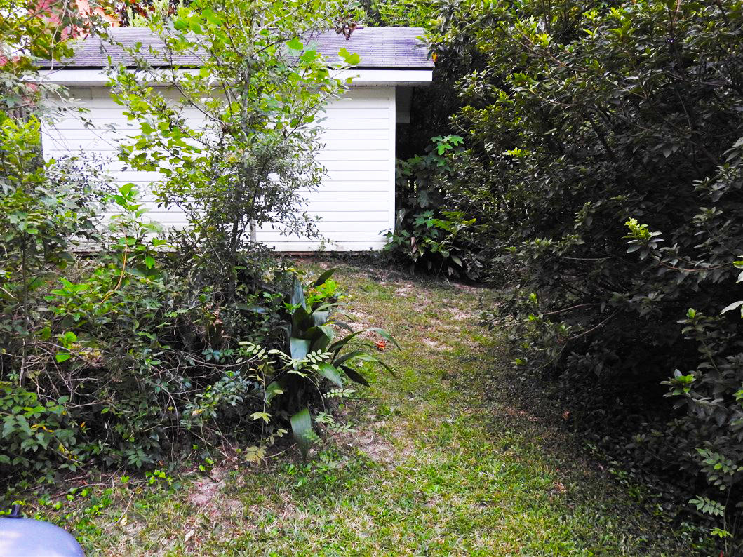 12th Avenue and Ellison Drive - Residential