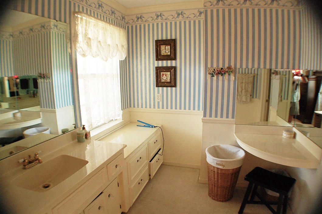 12th Avenue and Ellison Drive - Residential