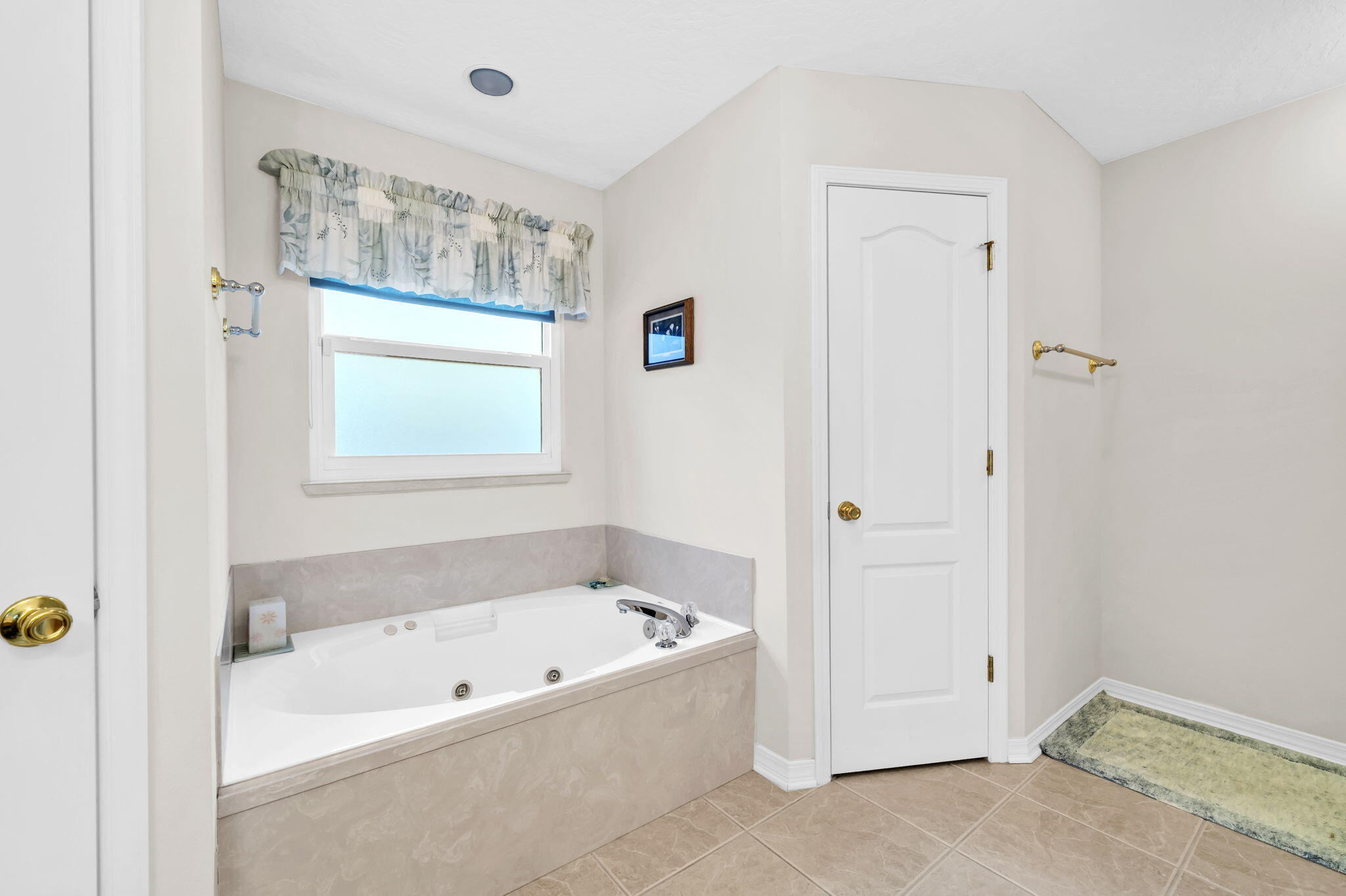 BRIDGEPORT COLONY - Residential