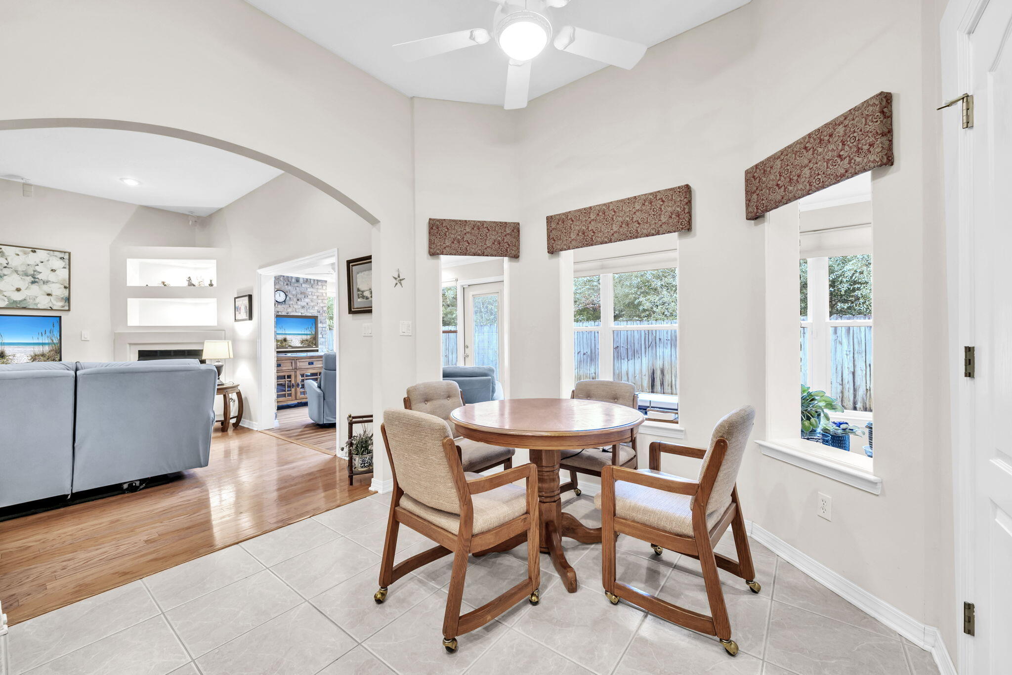 BRIDGEPORT COLONY - Residential