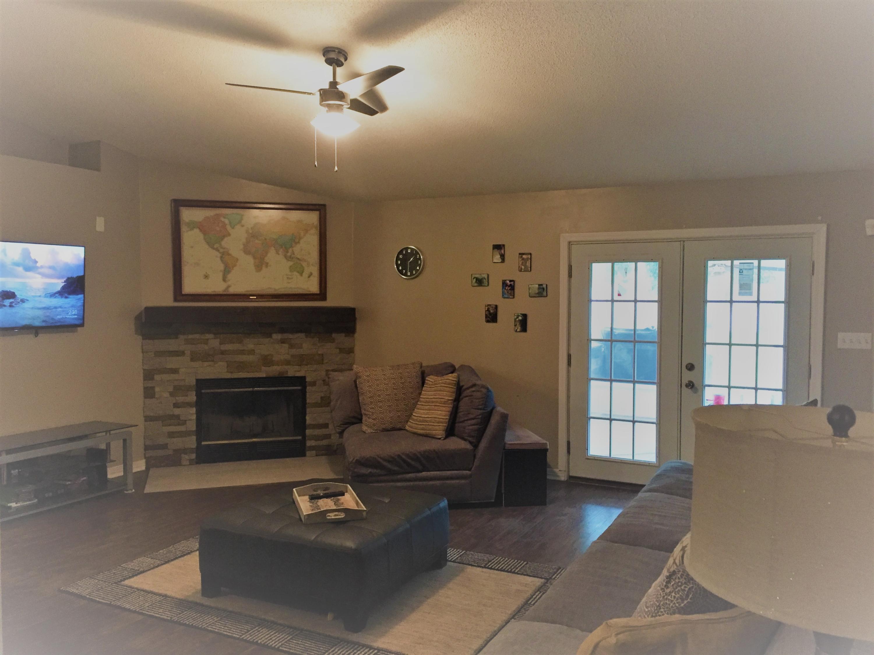 SUGAR CREEK S/D - Residential Lease