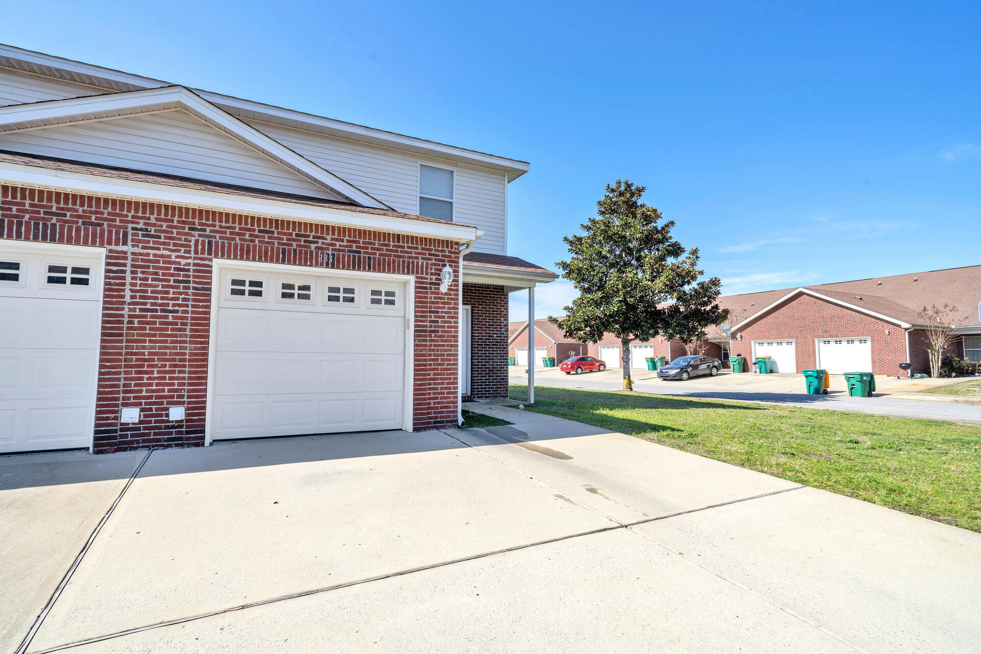 PRICED TO SELL IMMEDIATELY!  This furnished townhome benefits from being an endcap unit and is convenient to all areas of Destin via primary or secondary thoroughfares.  Interior images will be uploaded shortly.  Please inquire for further details.