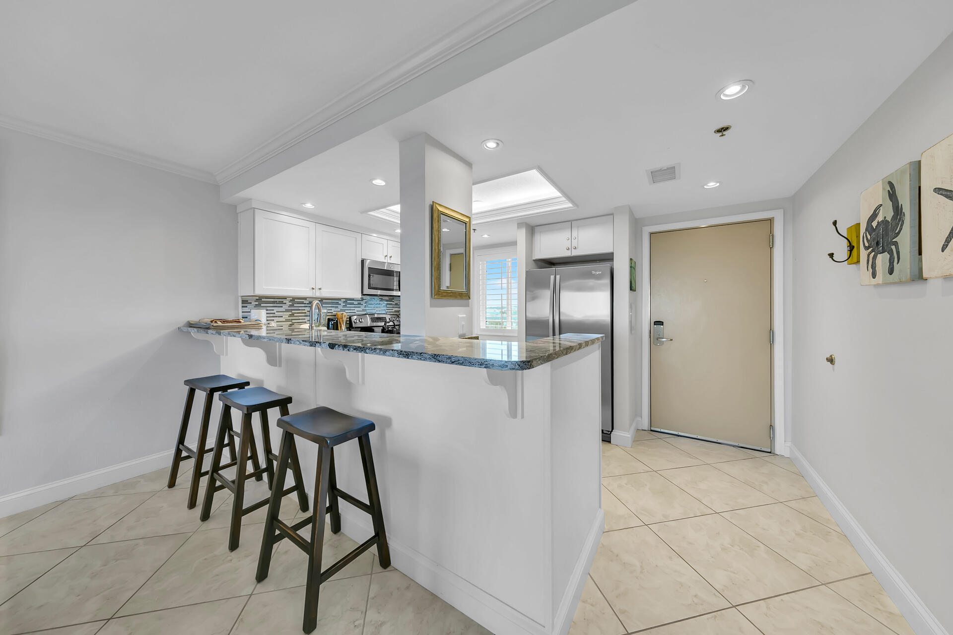 ISLANDER CONDO PH 2 - Residential