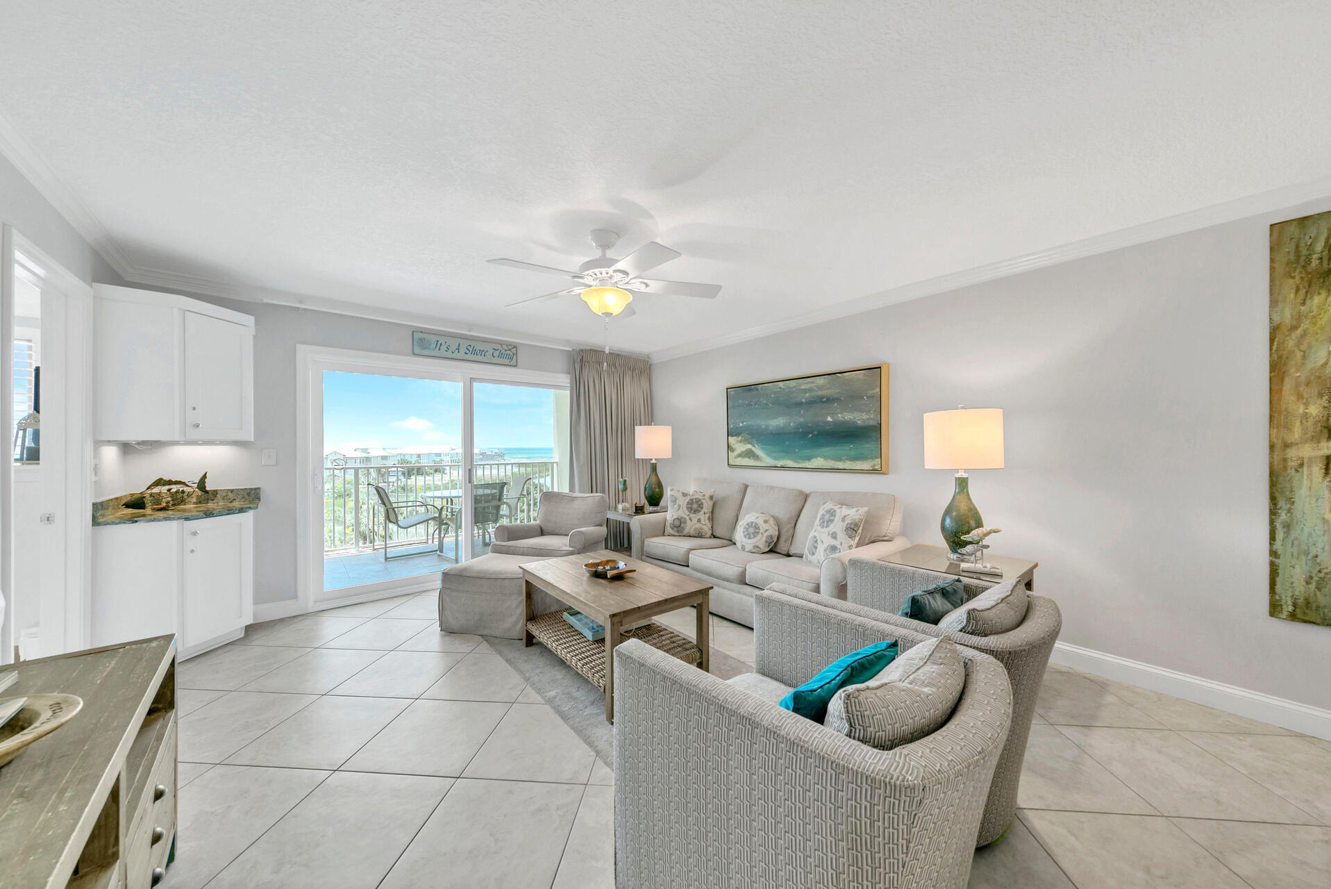 ISLANDER CONDO PH 2 - Residential