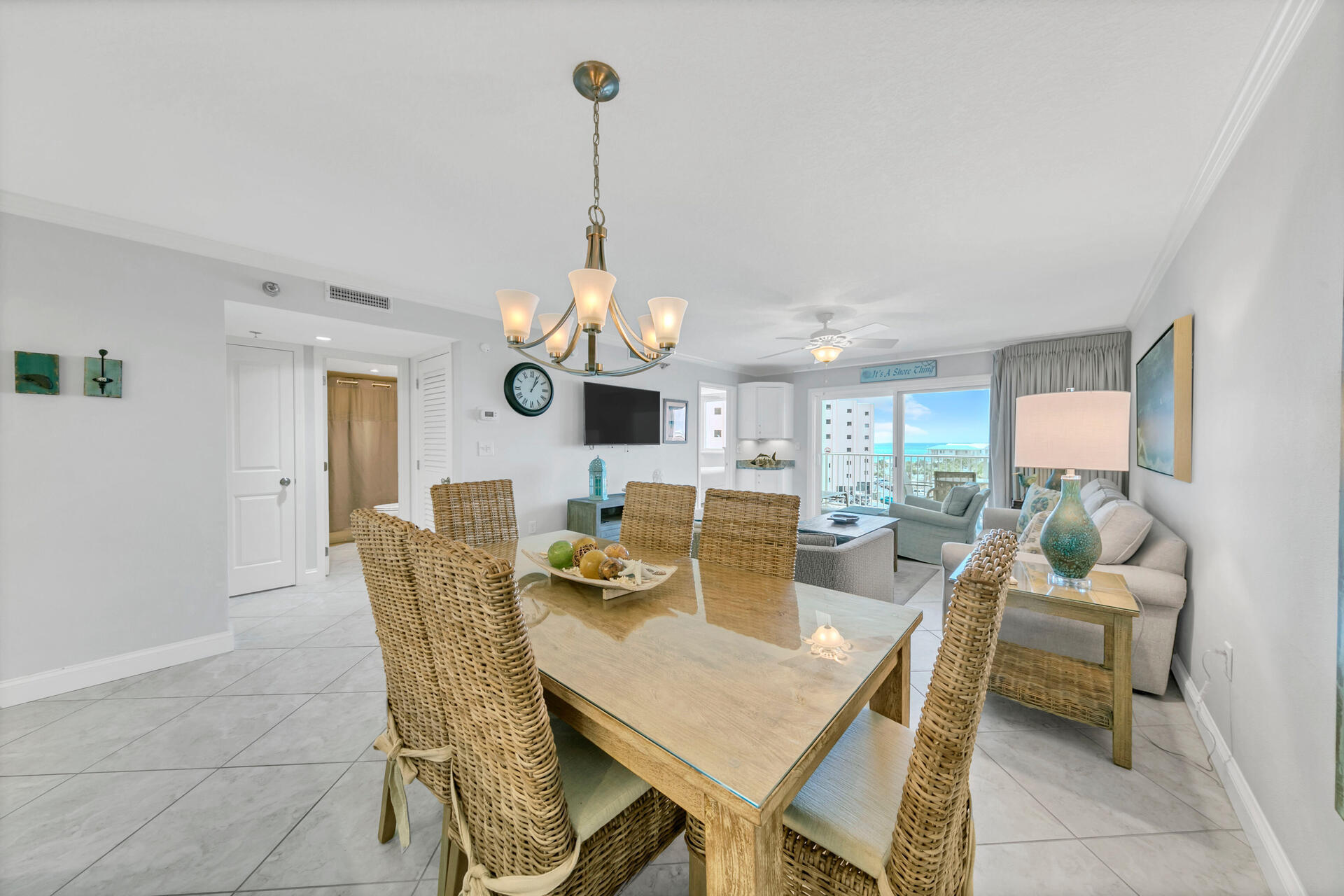 ISLANDER CONDO PH 2 - Residential