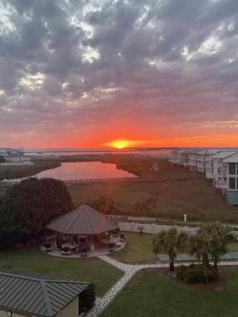 ISLANDER CONDO PH 2 - Residential