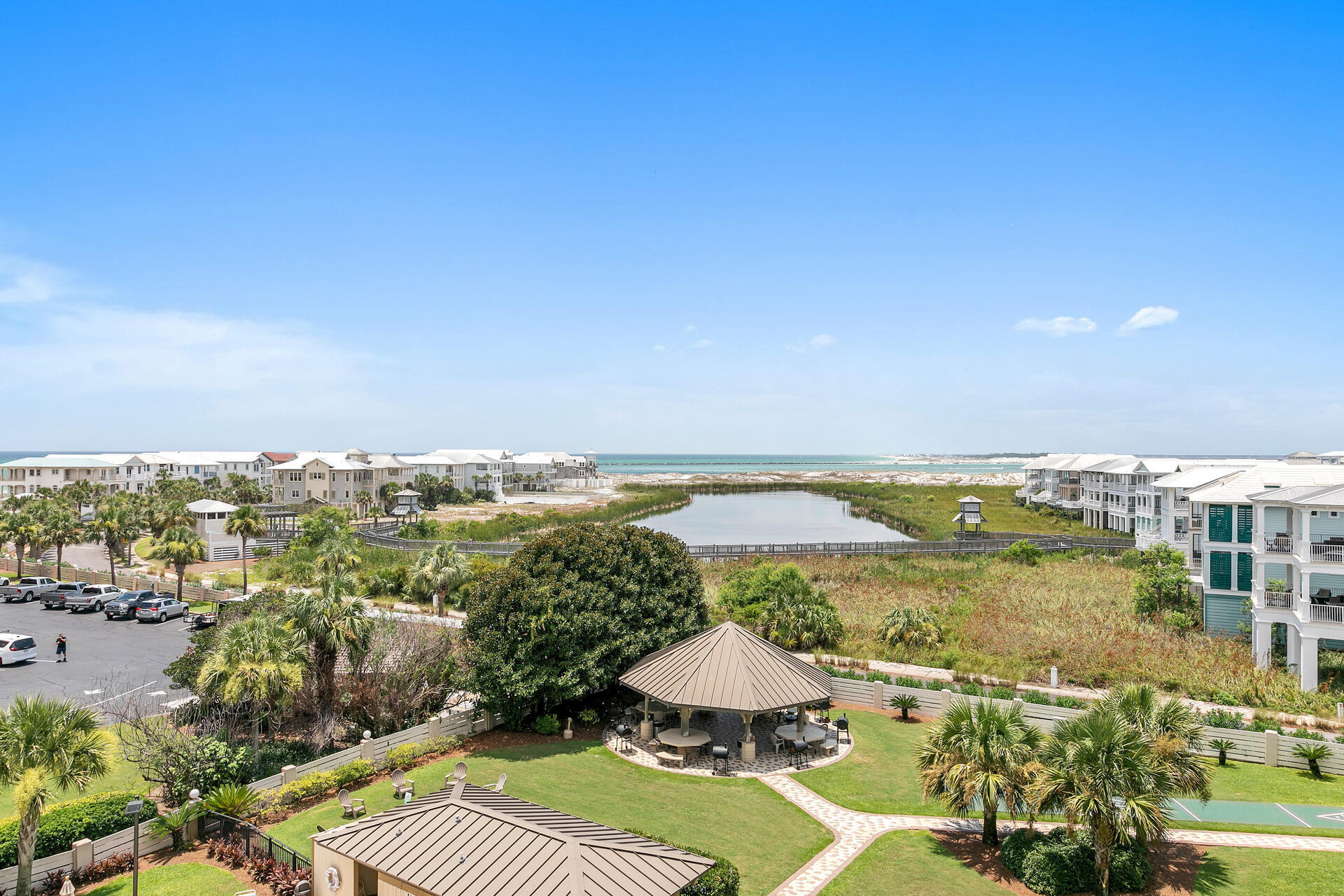 ISLANDER CONDO PH 2 - Residential