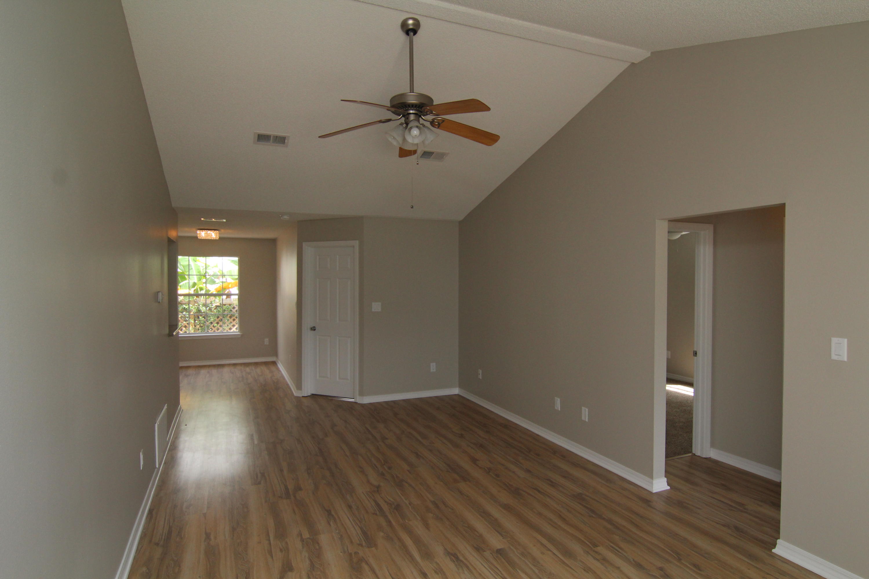 SCRANTON ESTATES - Residential