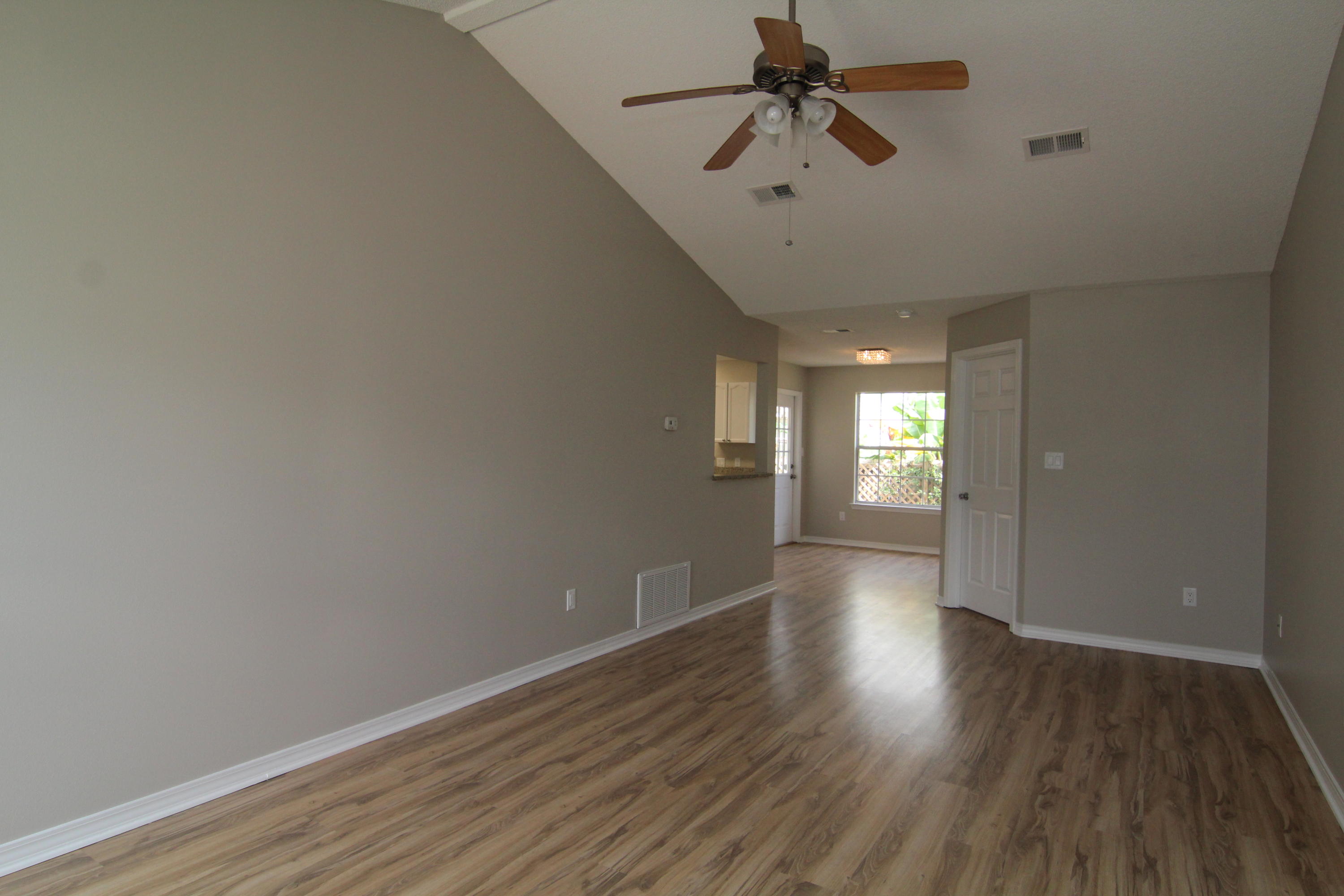 SCRANTON ESTATES - Residential