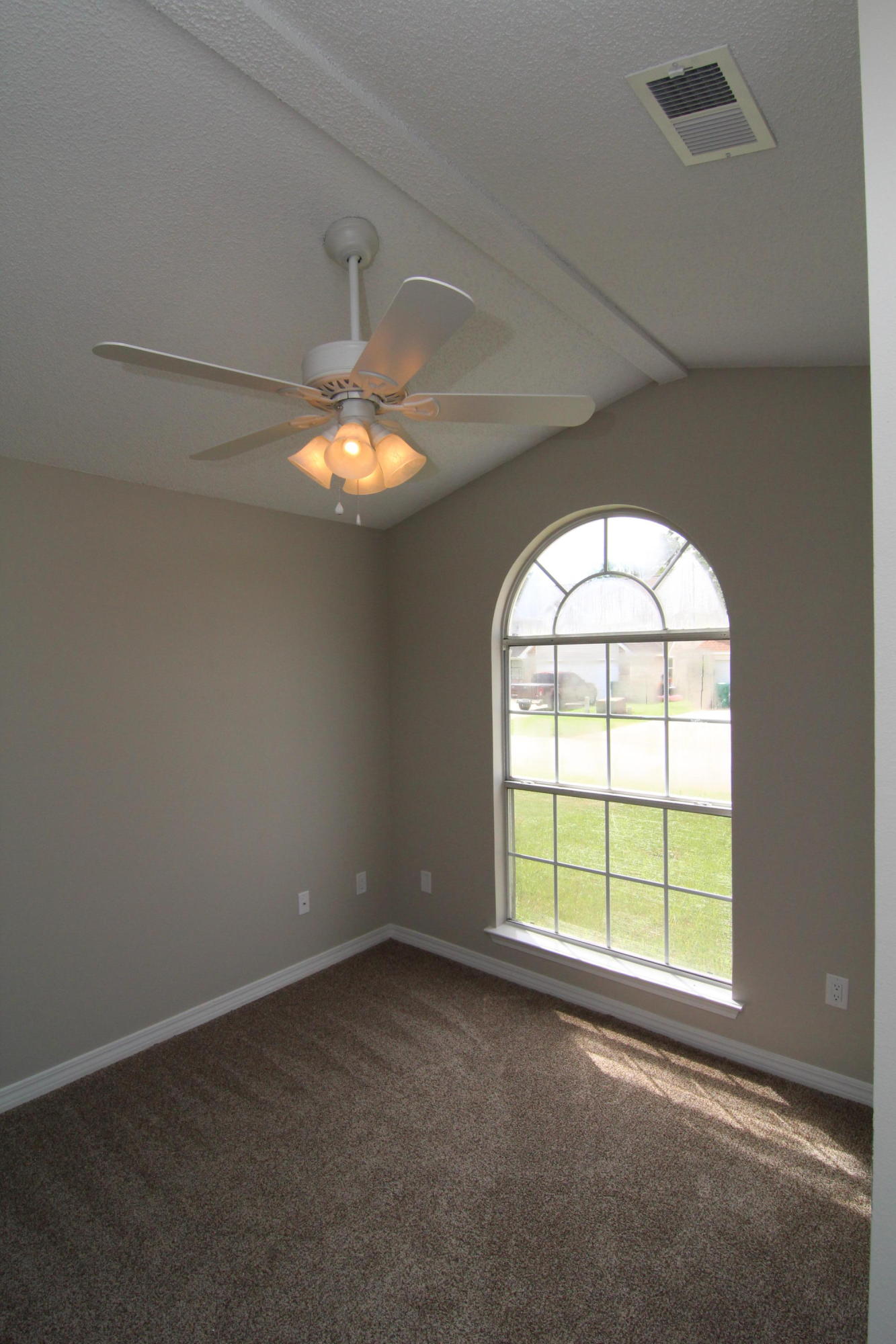 SCRANTON ESTATES - Residential