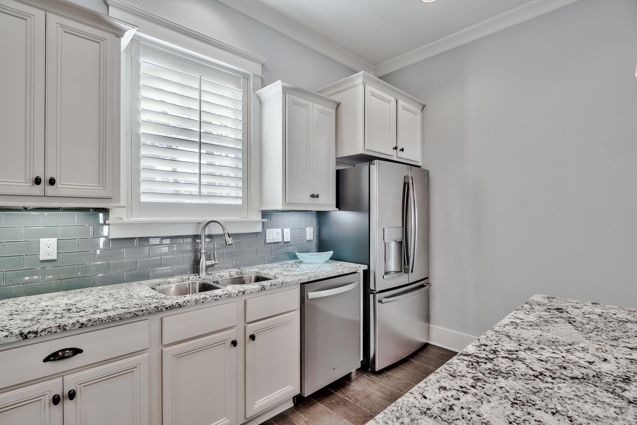 HIGHLAND PARKS - Residential