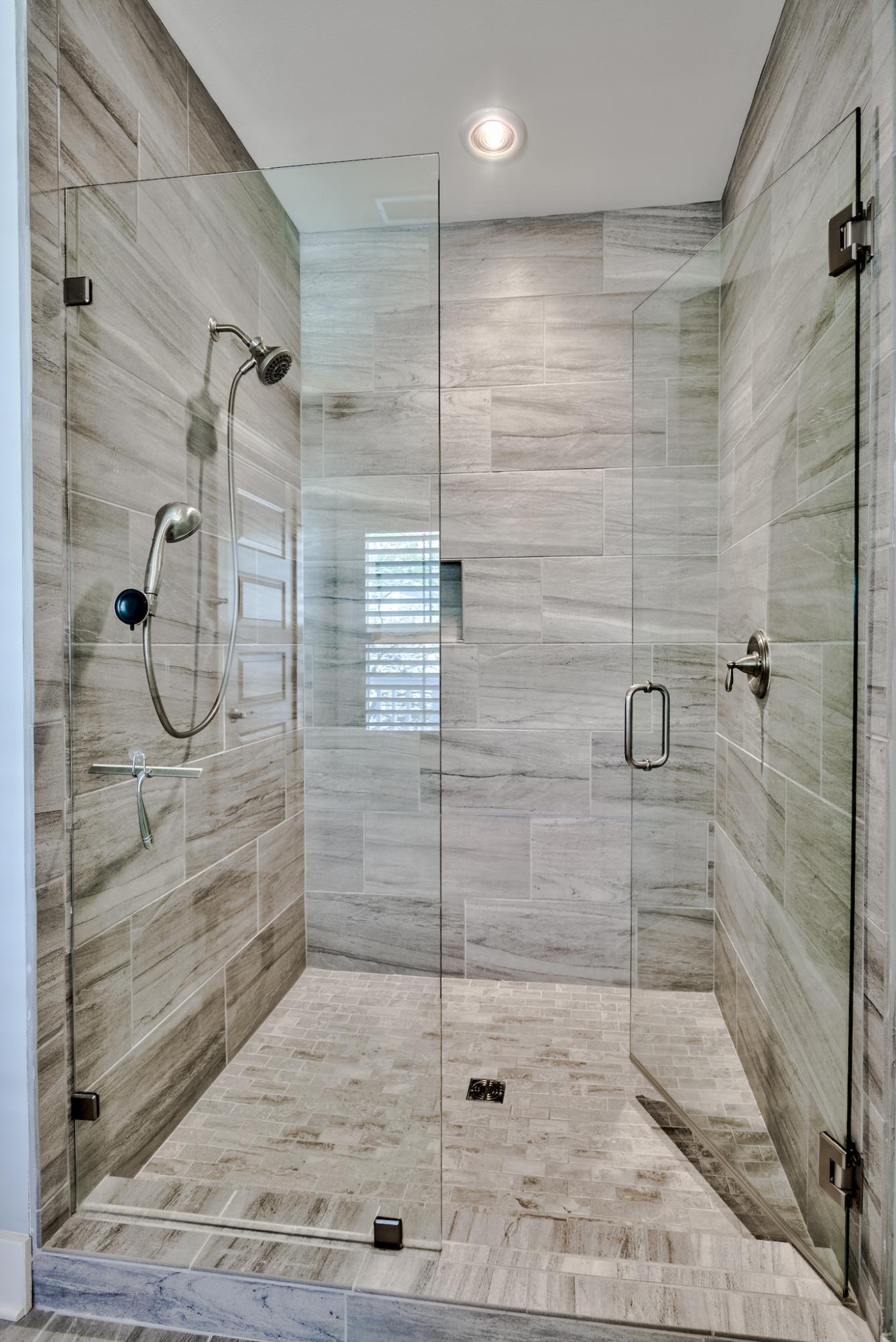 HIGHLAND PARKS - Residential