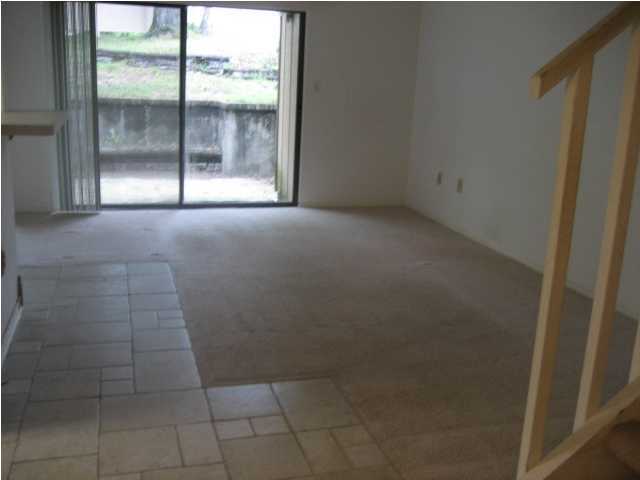 HIDDEN COVE T/H - Residential Lease