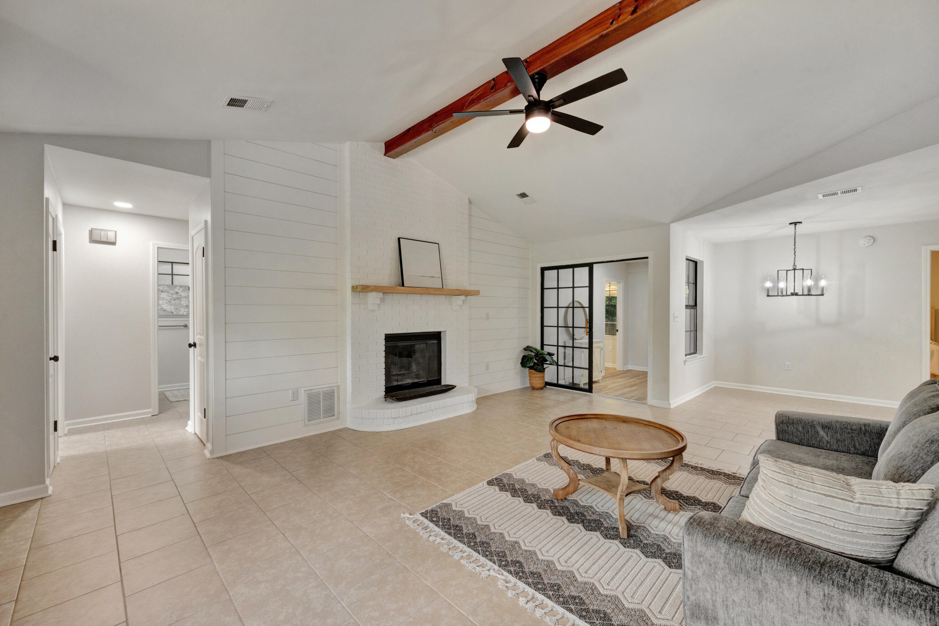 COUNTRYVIEW ESTATES - Residential