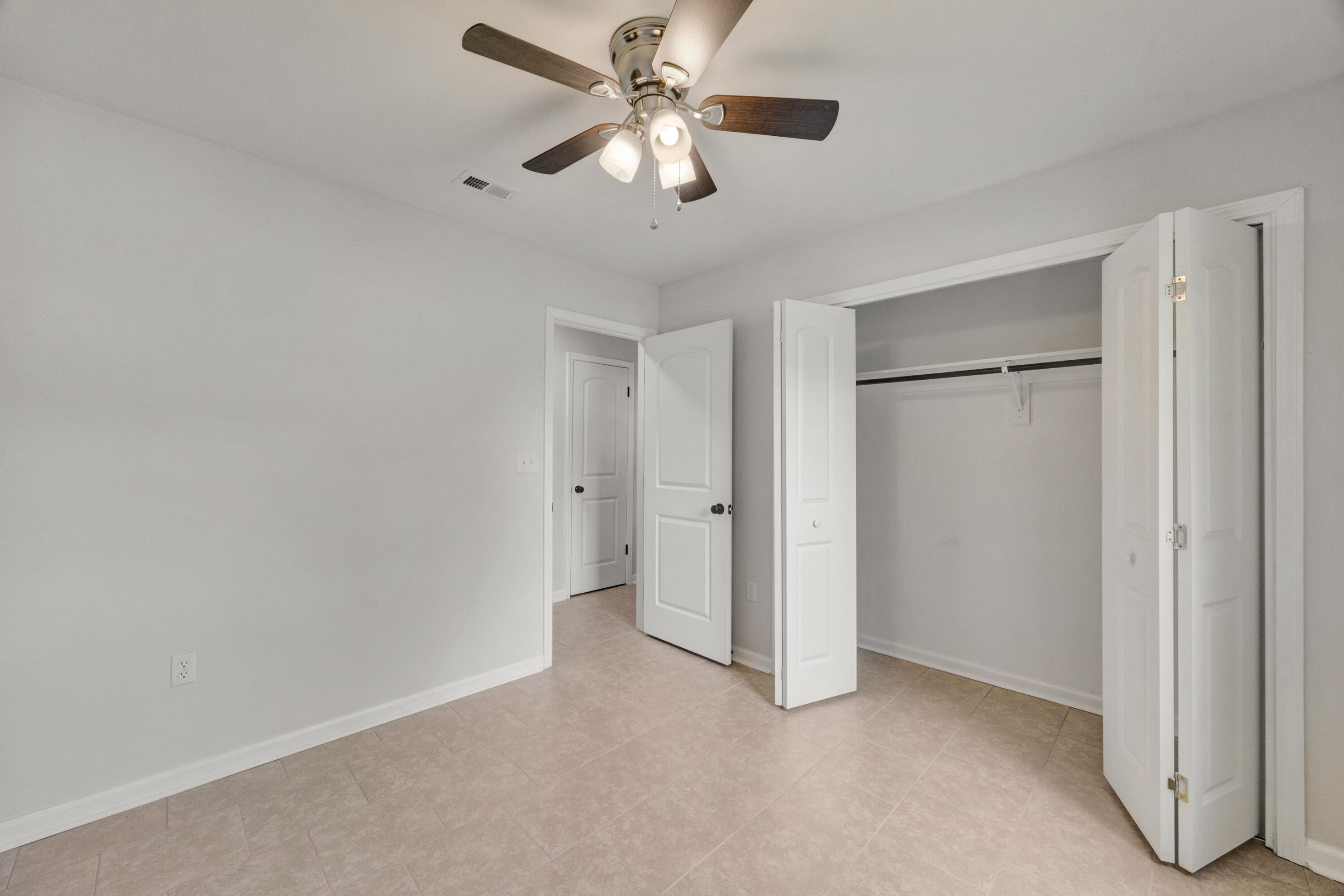 COUNTRYVIEW ESTATES - Residential