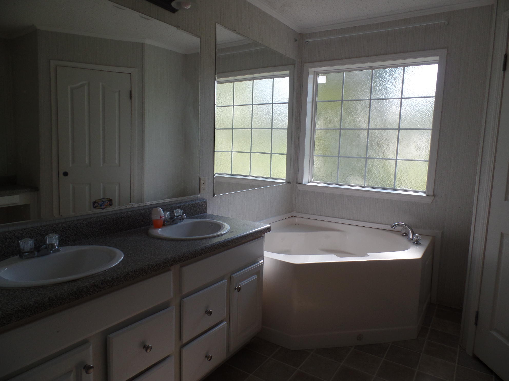 MAGNOLIA BAYE - Residential