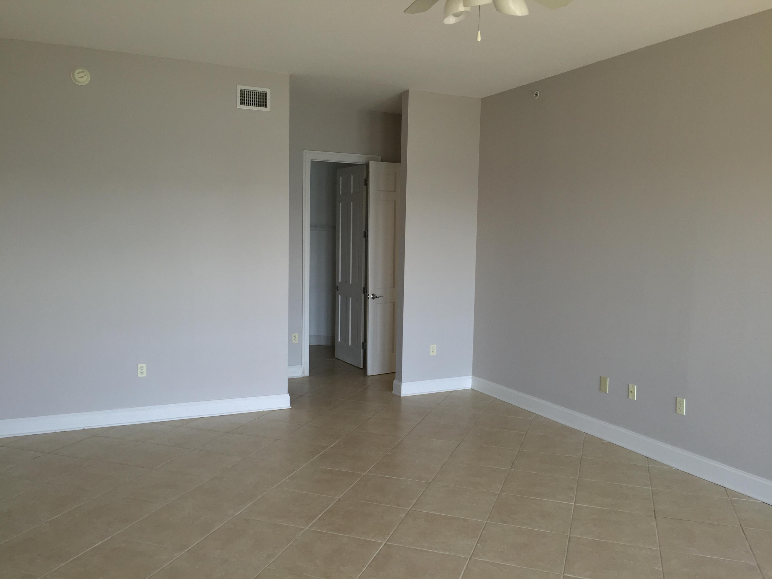 SIDES MORENO POINT WEST - Residential