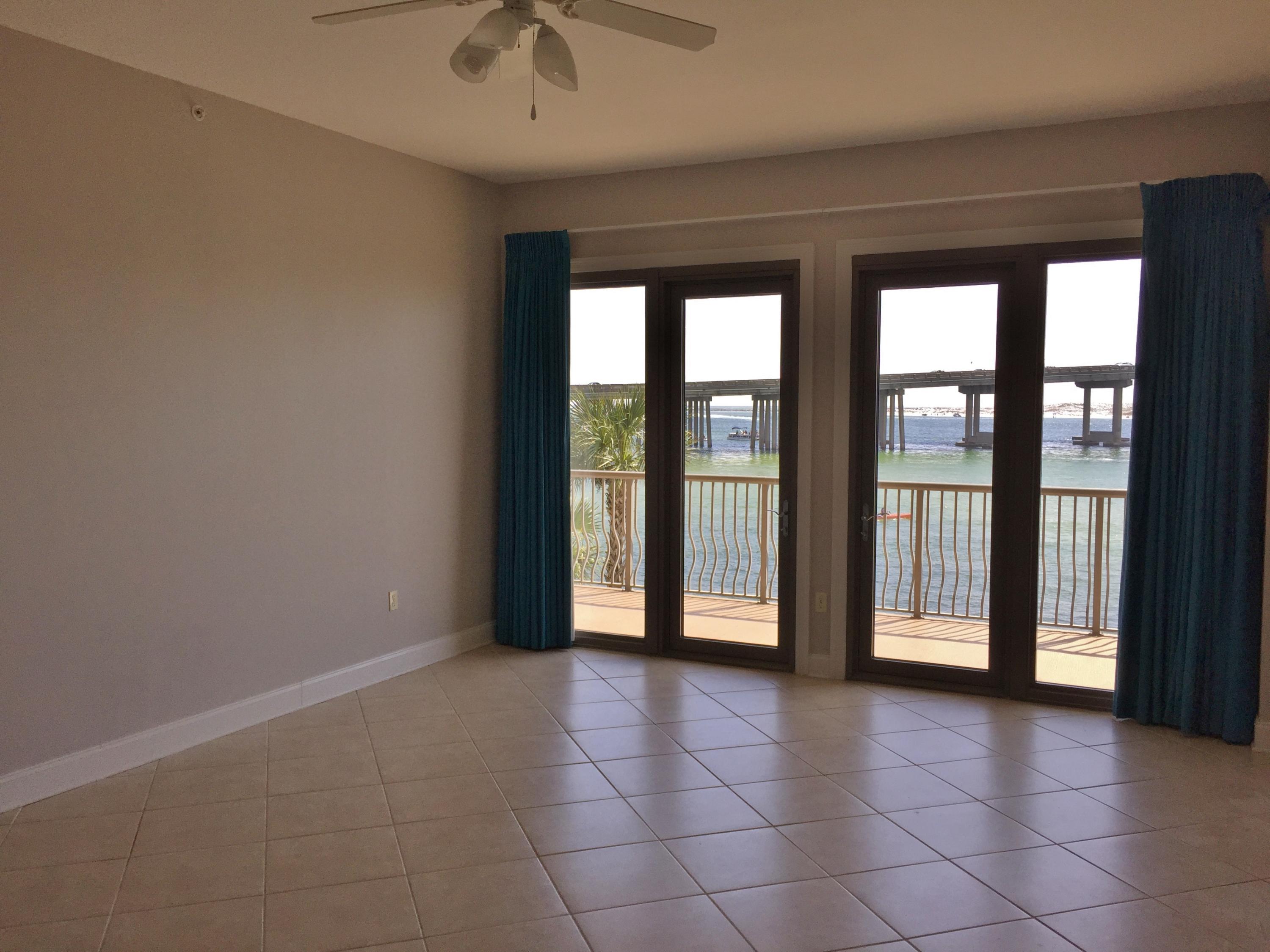 SIDES MORENO POINT WEST - Residential