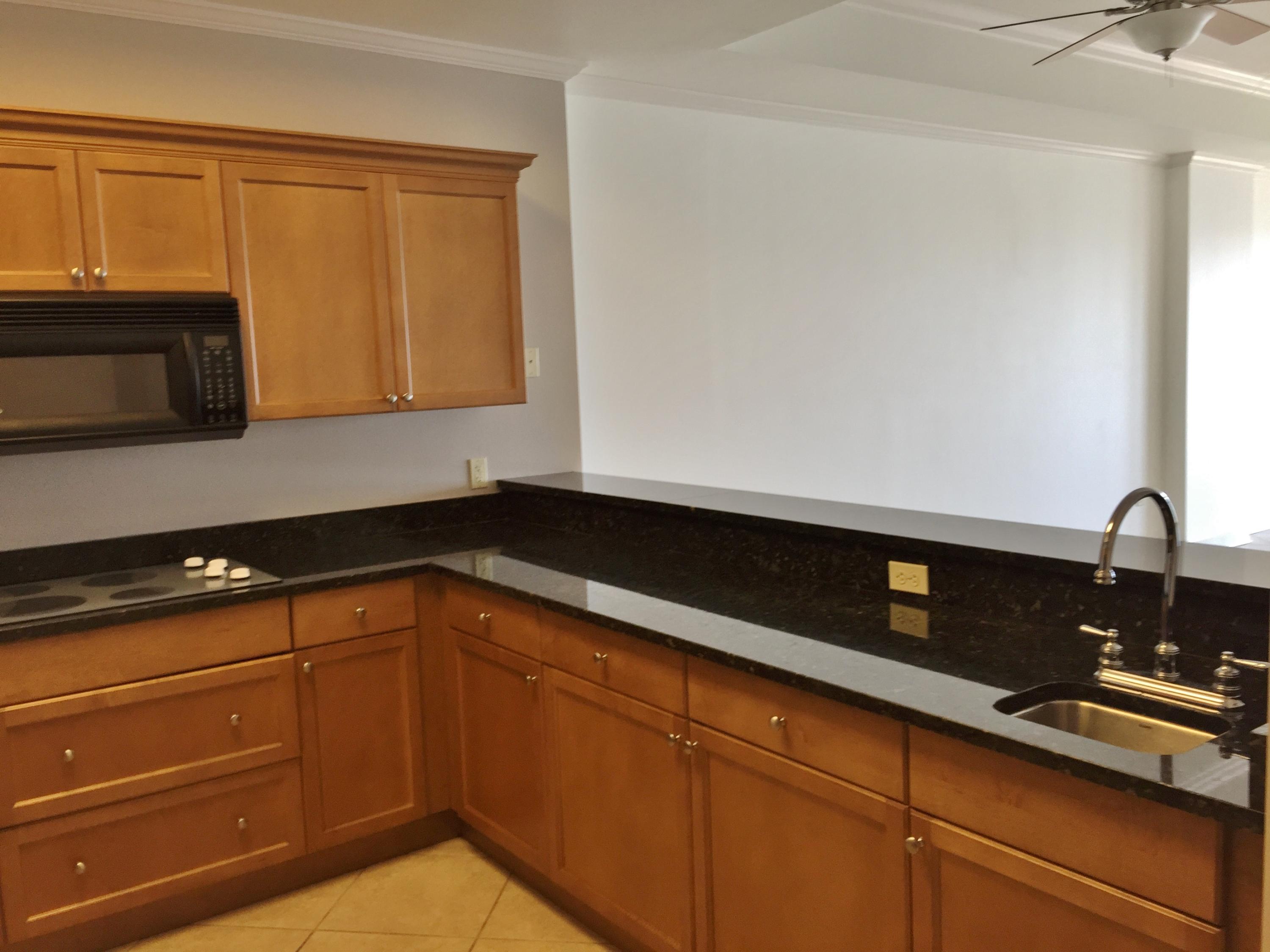 SIDES MORENO POINT WEST - Residential