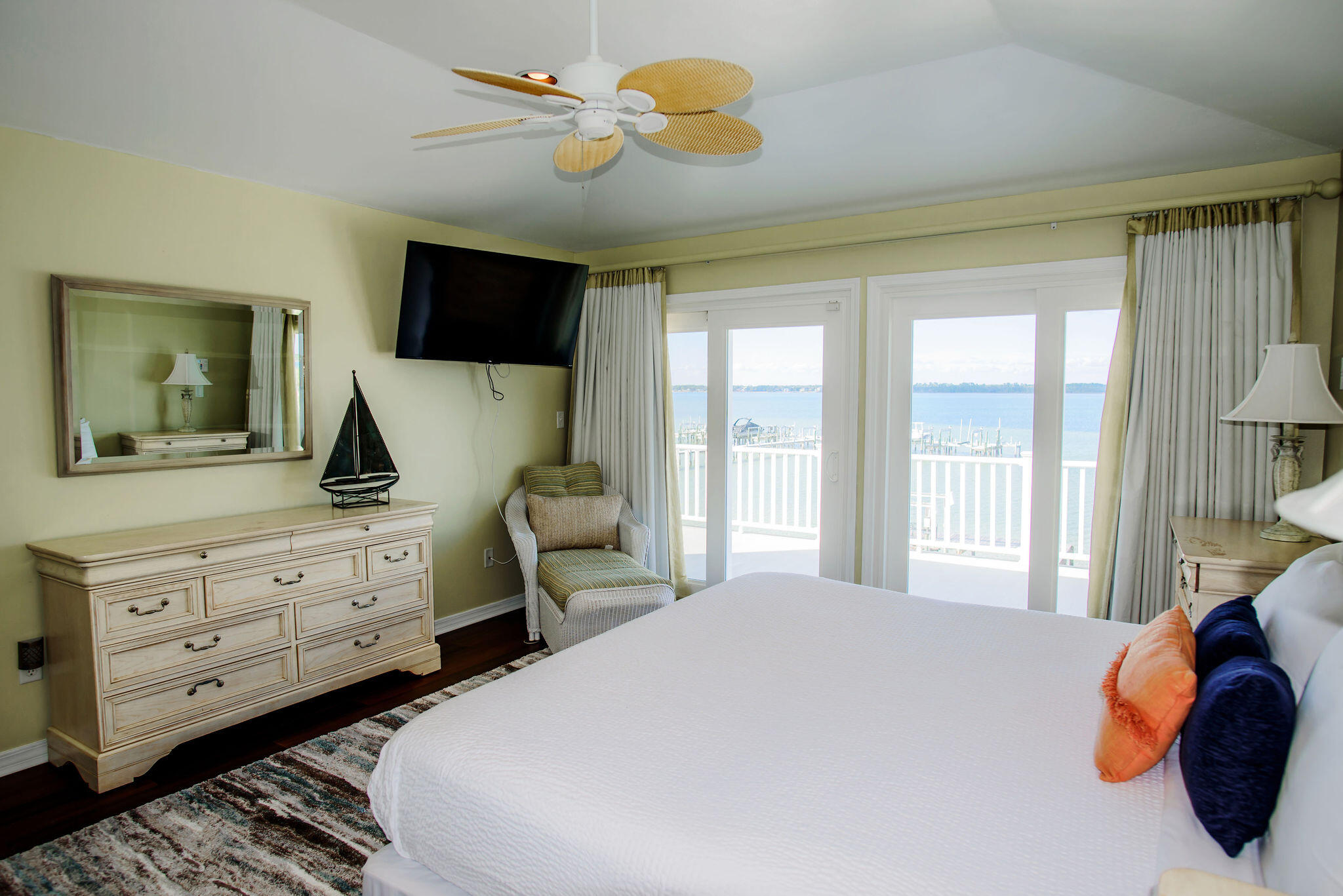 HOMEPORT - Residential