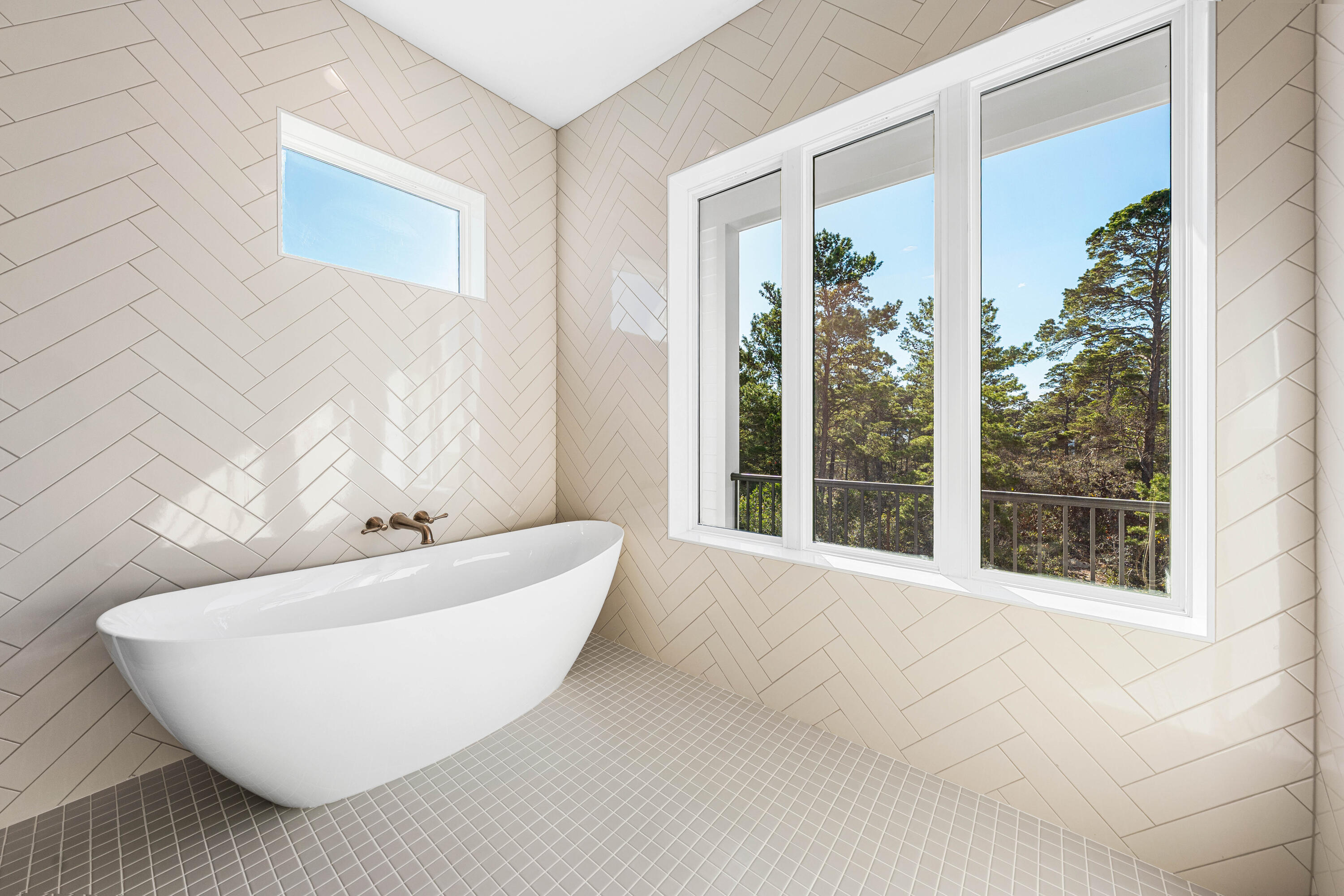 HIDDEN HIGHLANDS - Residential