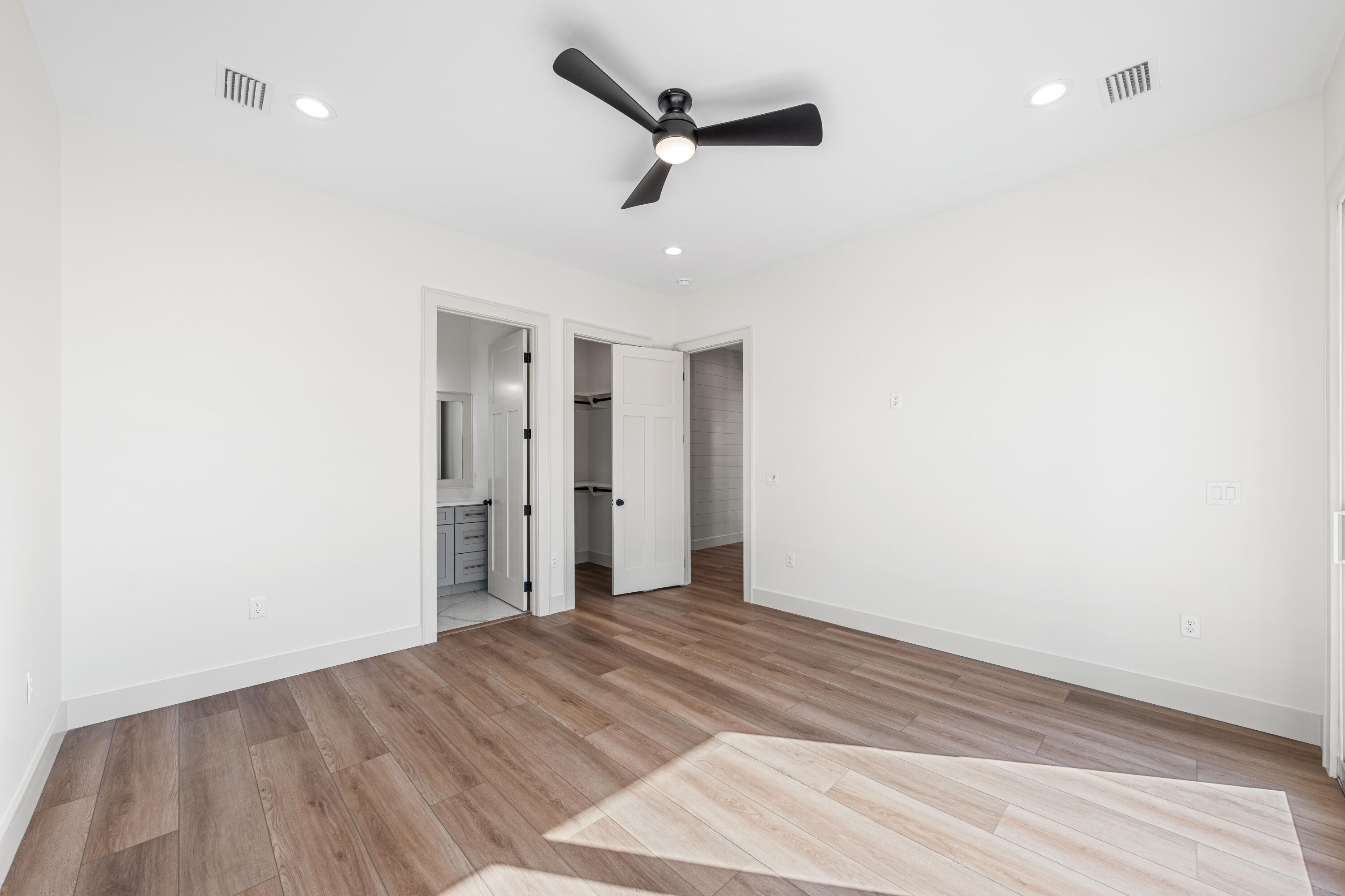 HIDDEN HIGHLANDS - Residential