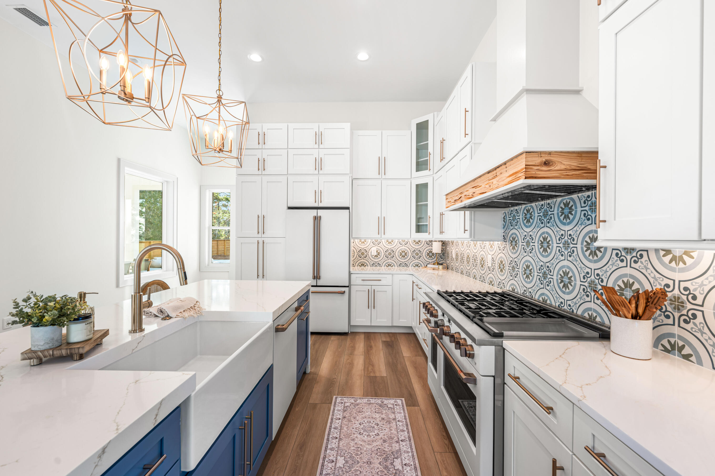 HIDDEN HIGHLANDS - Residential