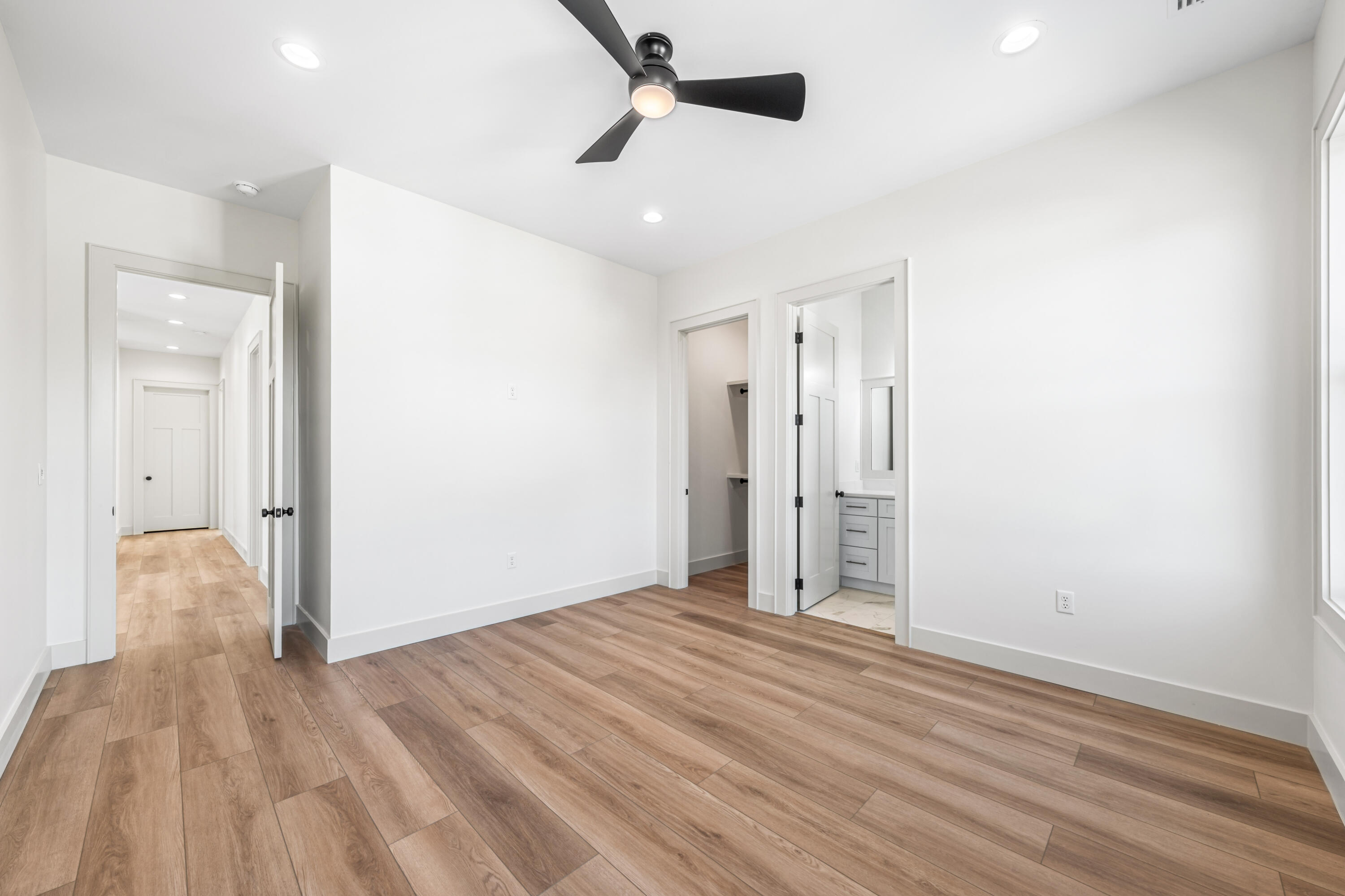 HIDDEN HIGHLANDS - Residential