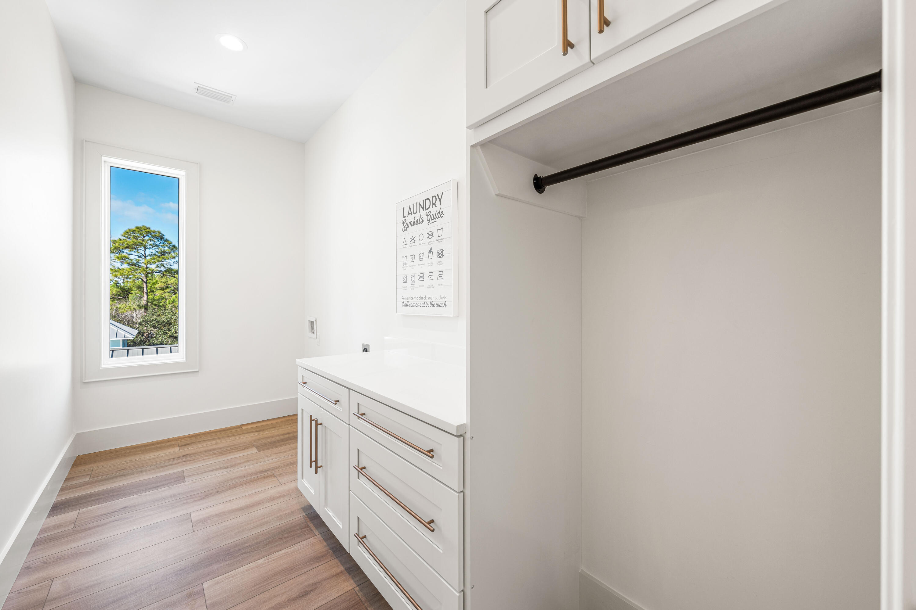 HIDDEN HIGHLANDS - Residential