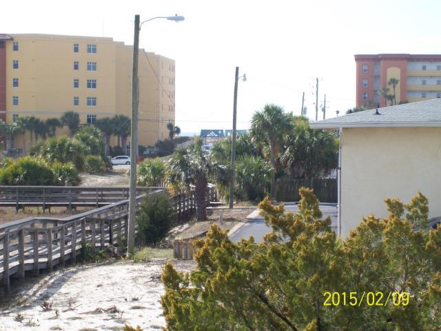 COQUINA VILLAS T/H - Residential Lease