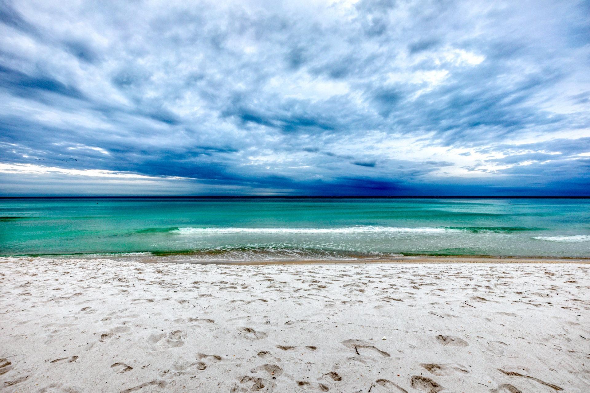 THE SUMMIT - Residential