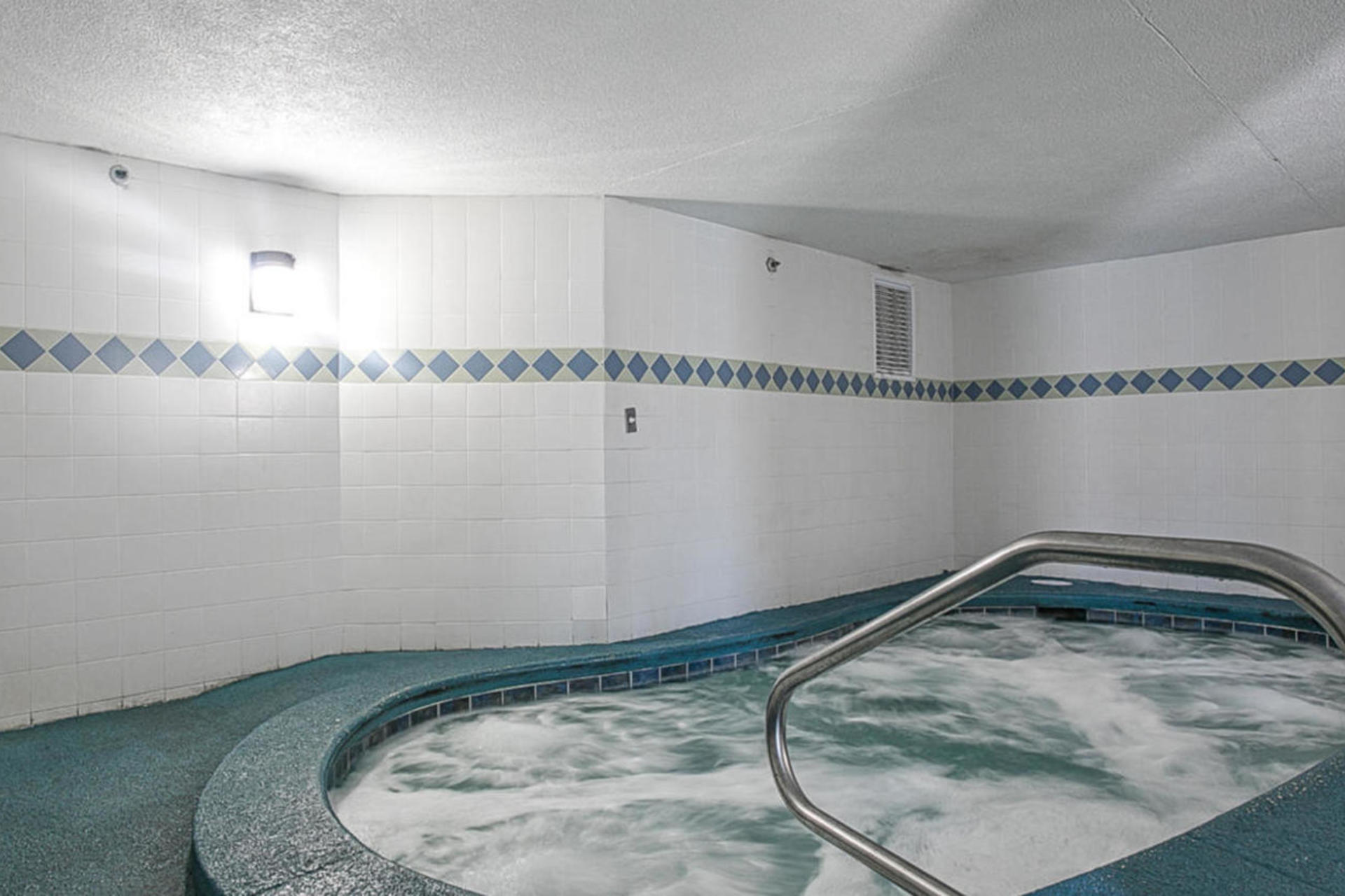 THE SUMMIT - Residential