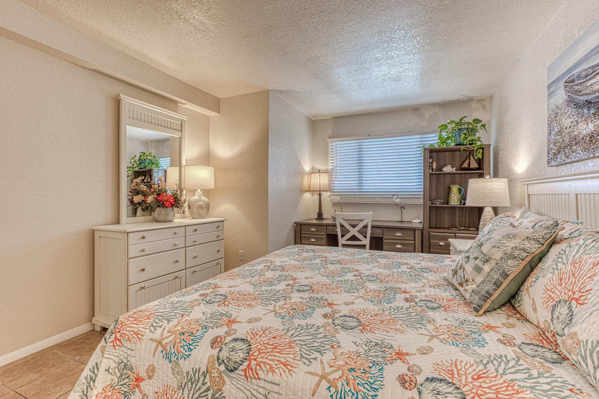 THE SUMMIT - Residential