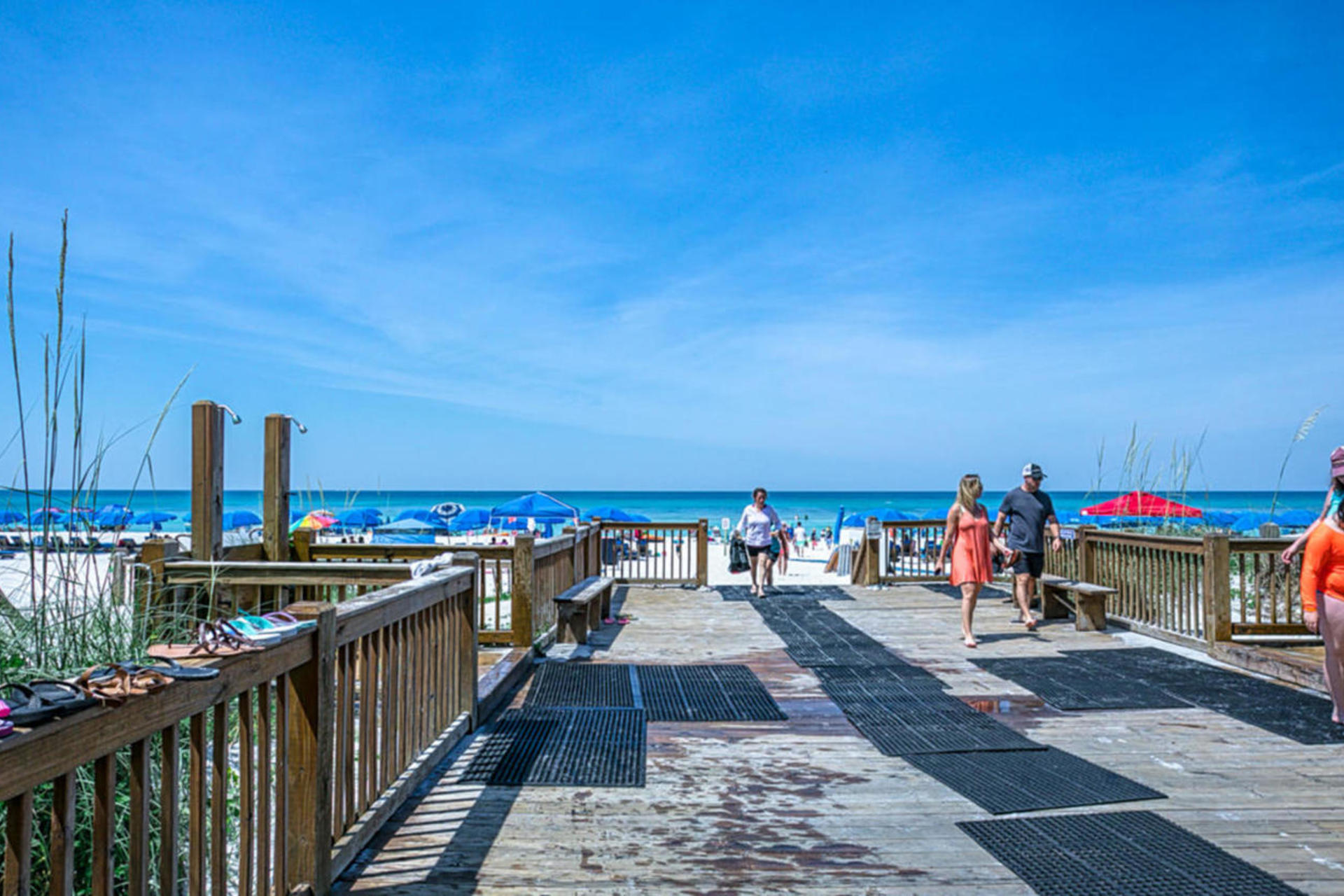 THE SUMMIT - Residential