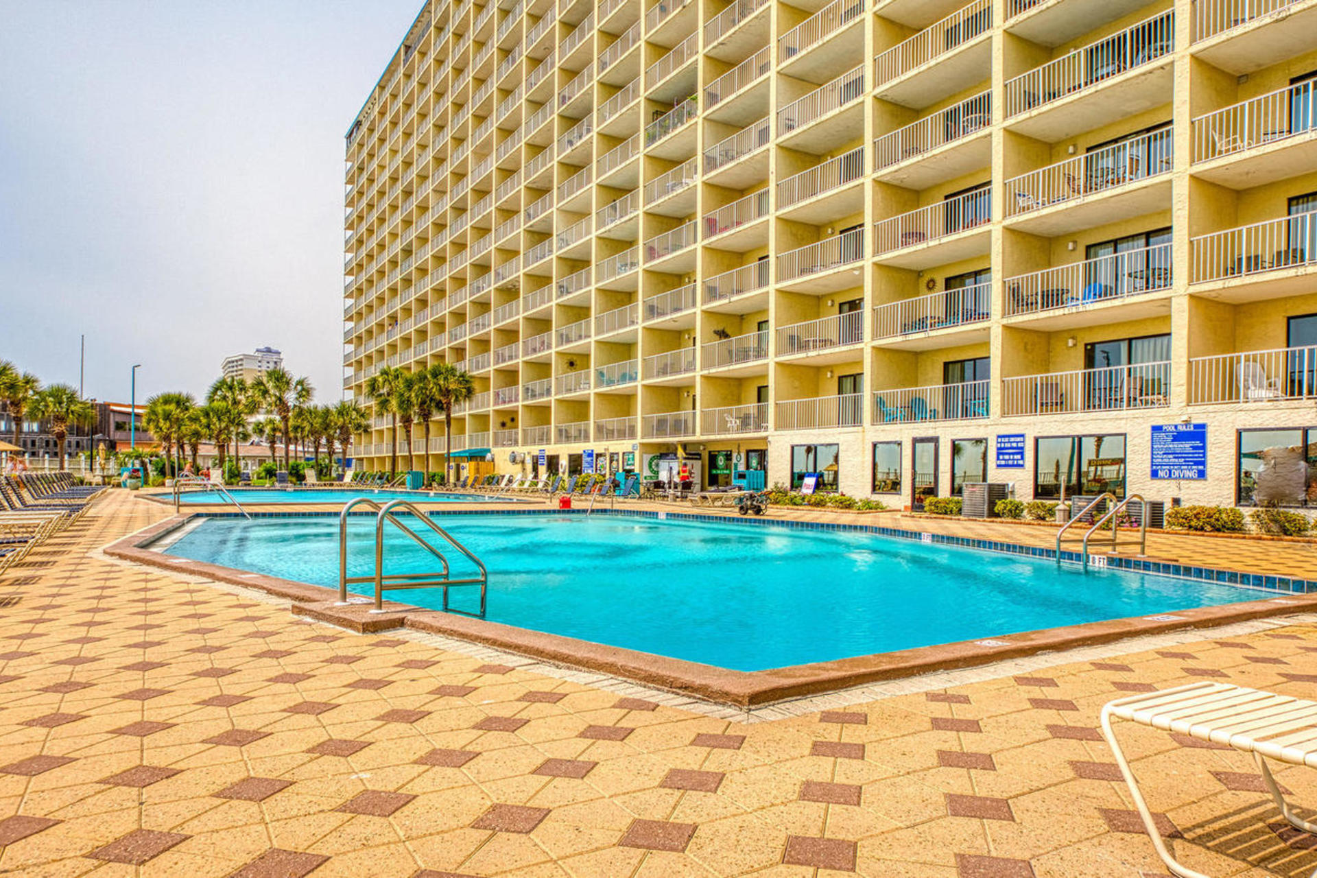 THE SUMMIT - Residential