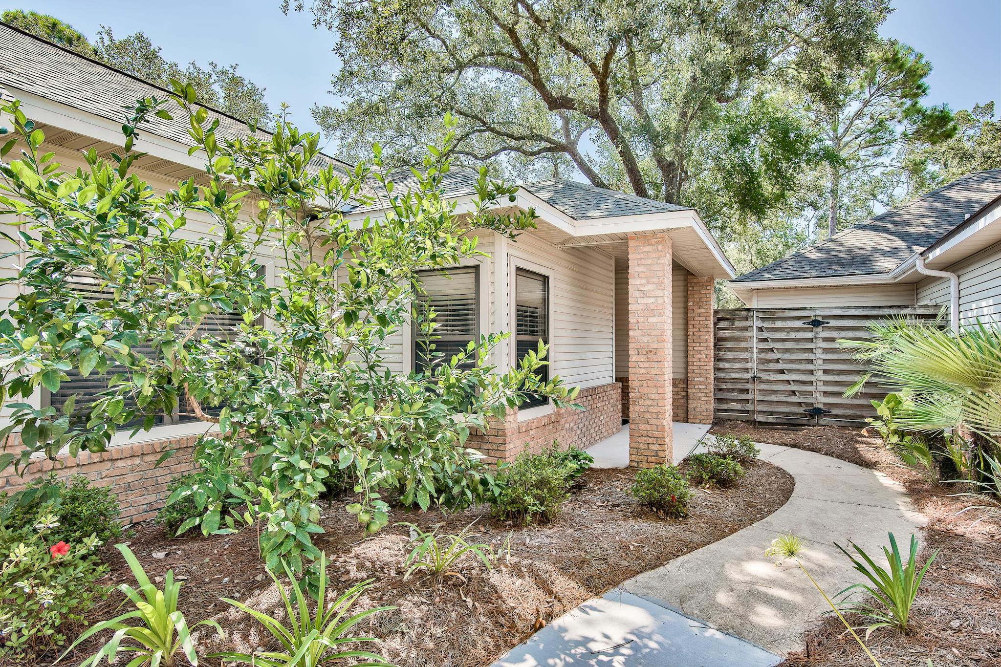 DEERWOOD - Residential