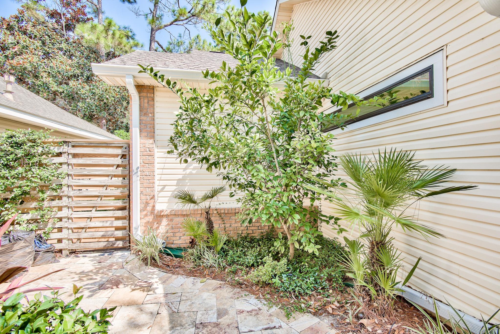 DEERWOOD - Residential