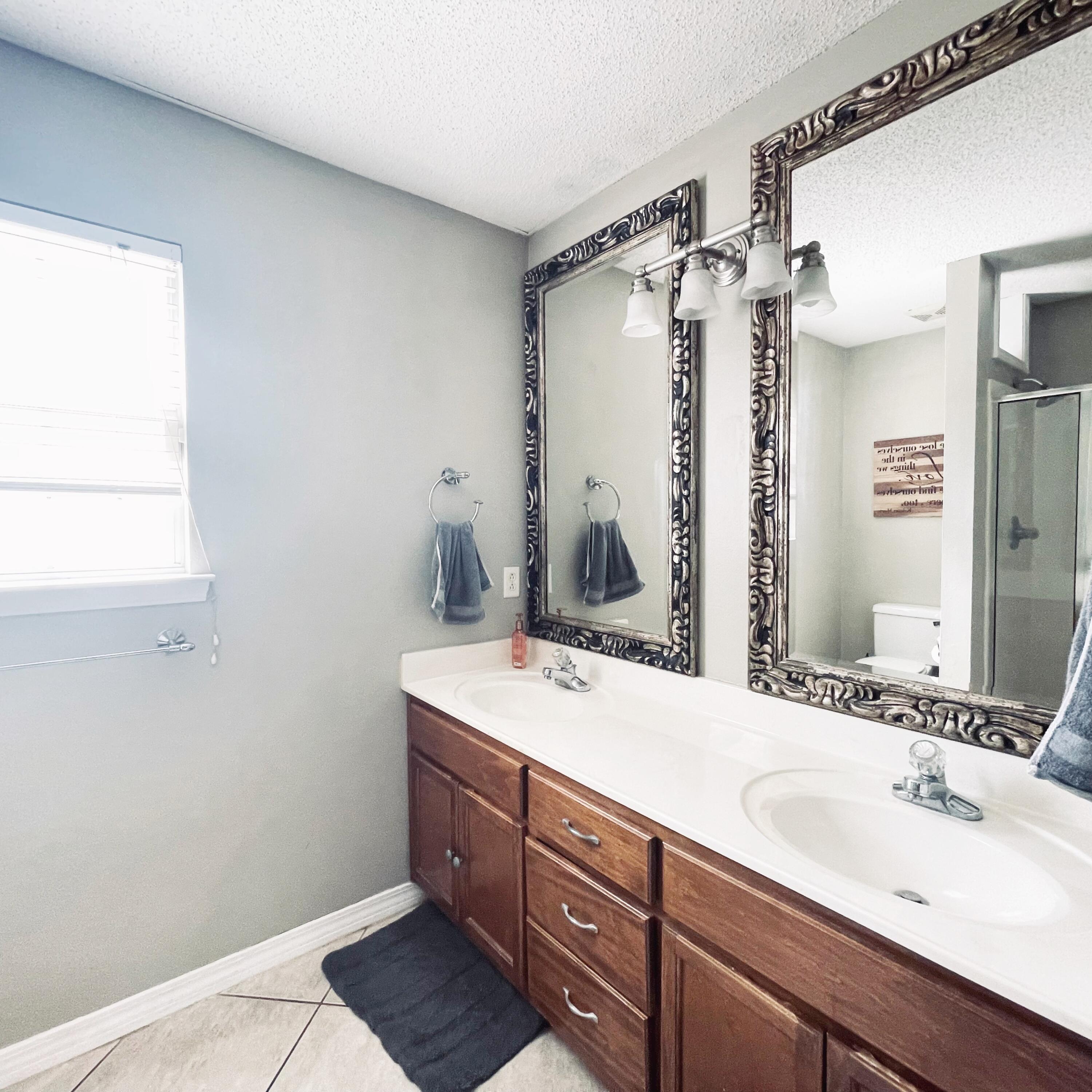 BENT TREE - Residential Lease