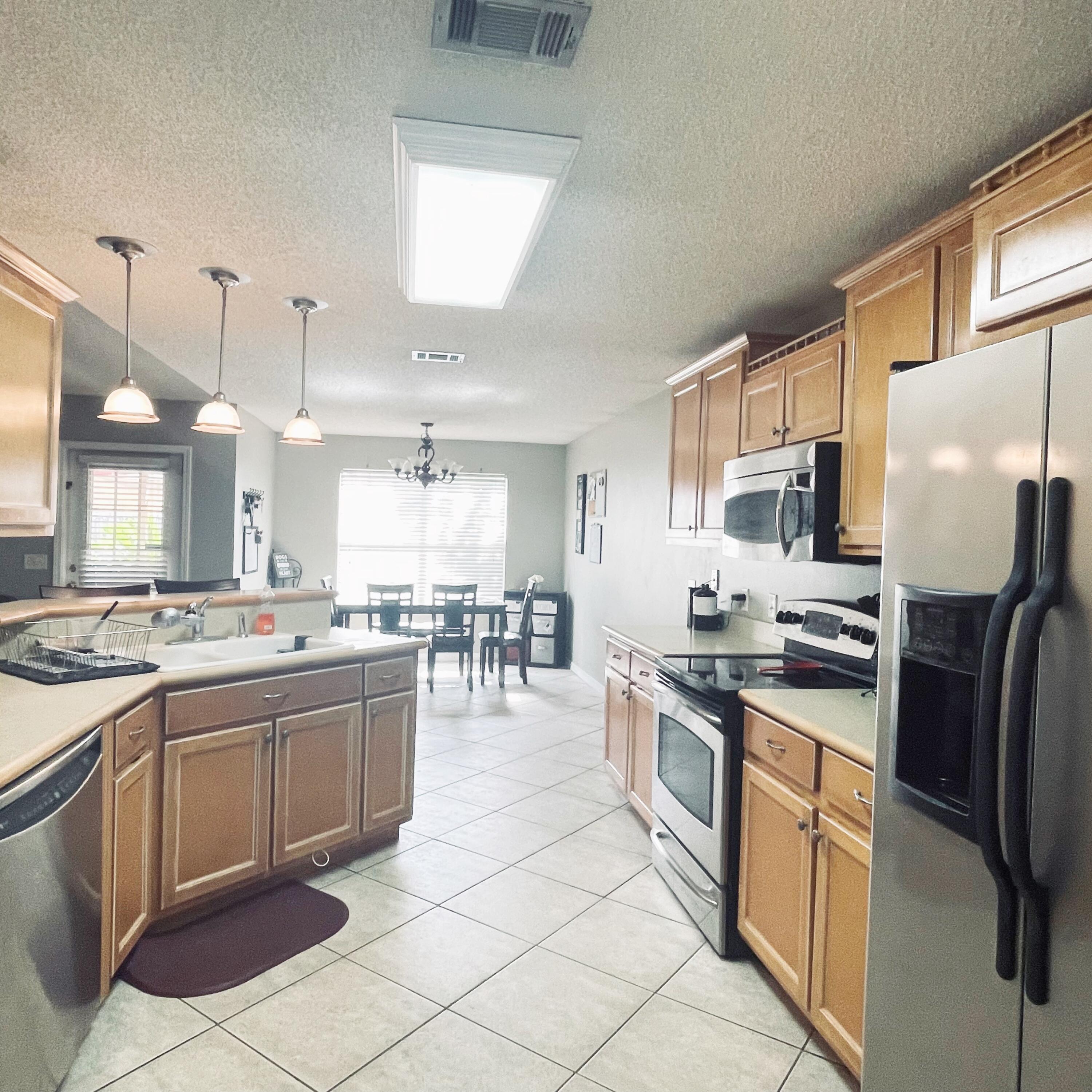 BENT TREE - Residential Lease