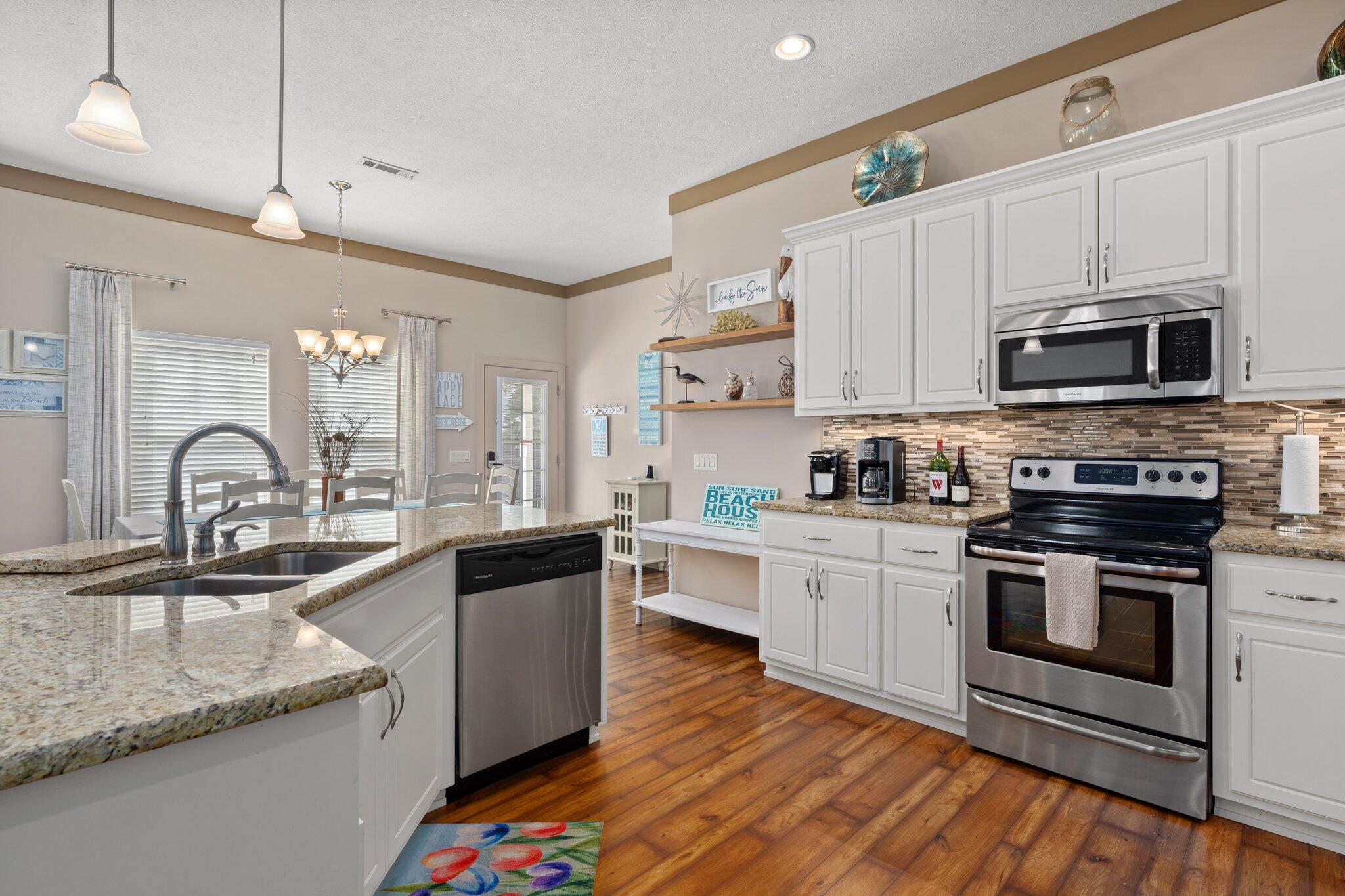 BID-A-WEE BEACH - Residential