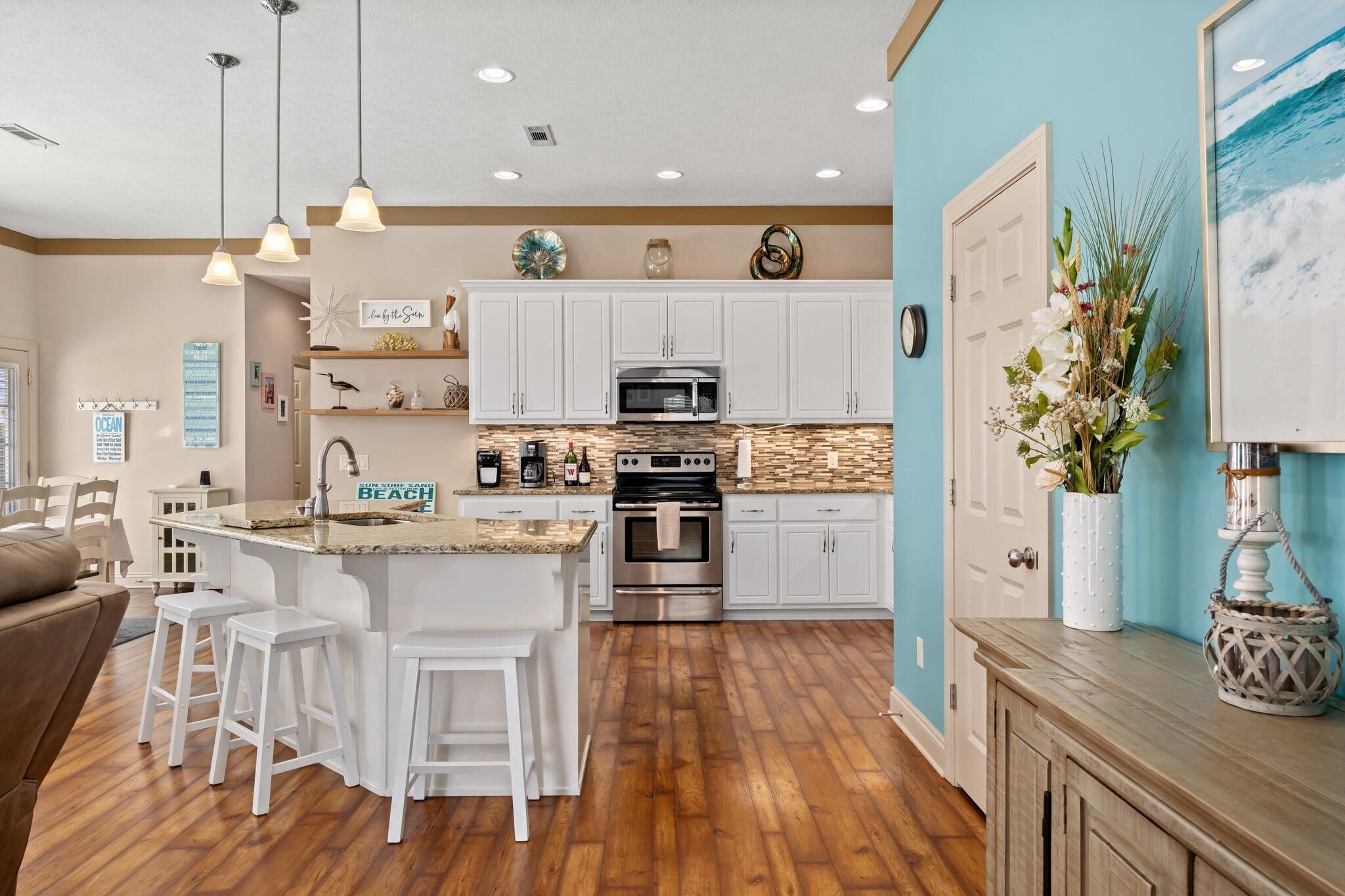 BID-A-WEE BEACH - Residential