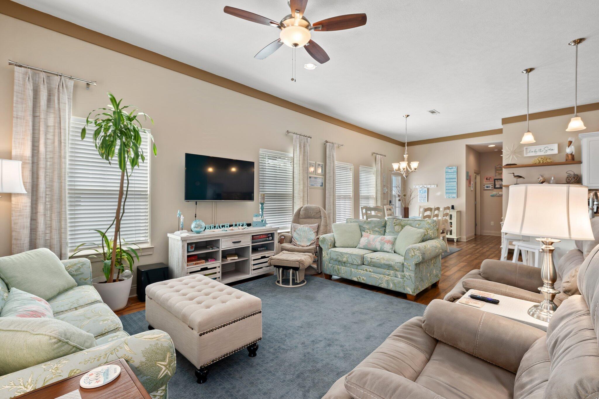 BID-A-WEE BEACH - Residential