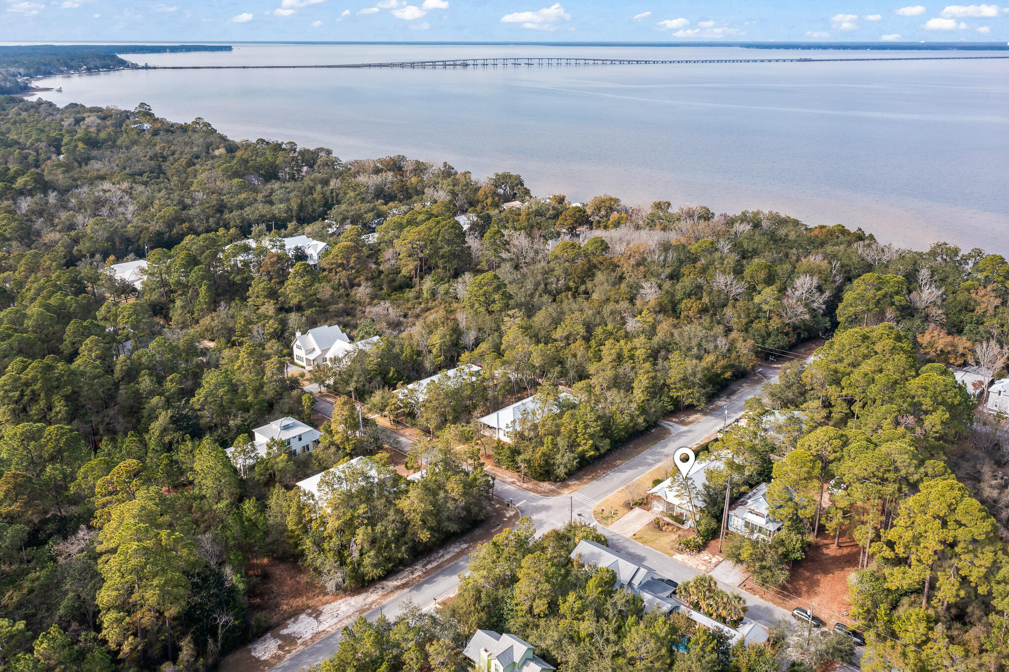 MAGNOLIA BEACH - Residential