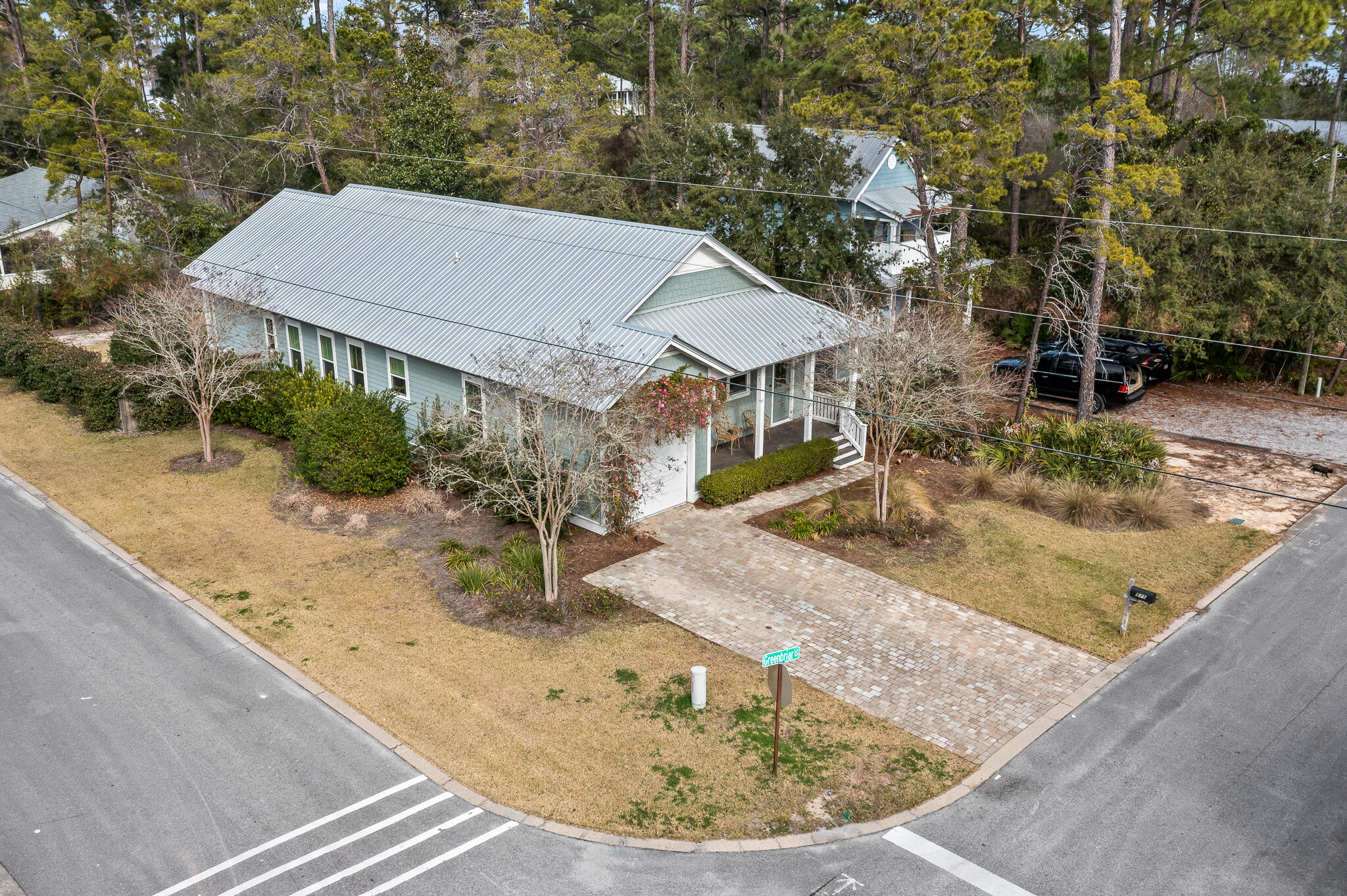 MAGNOLIA BEACH - Residential