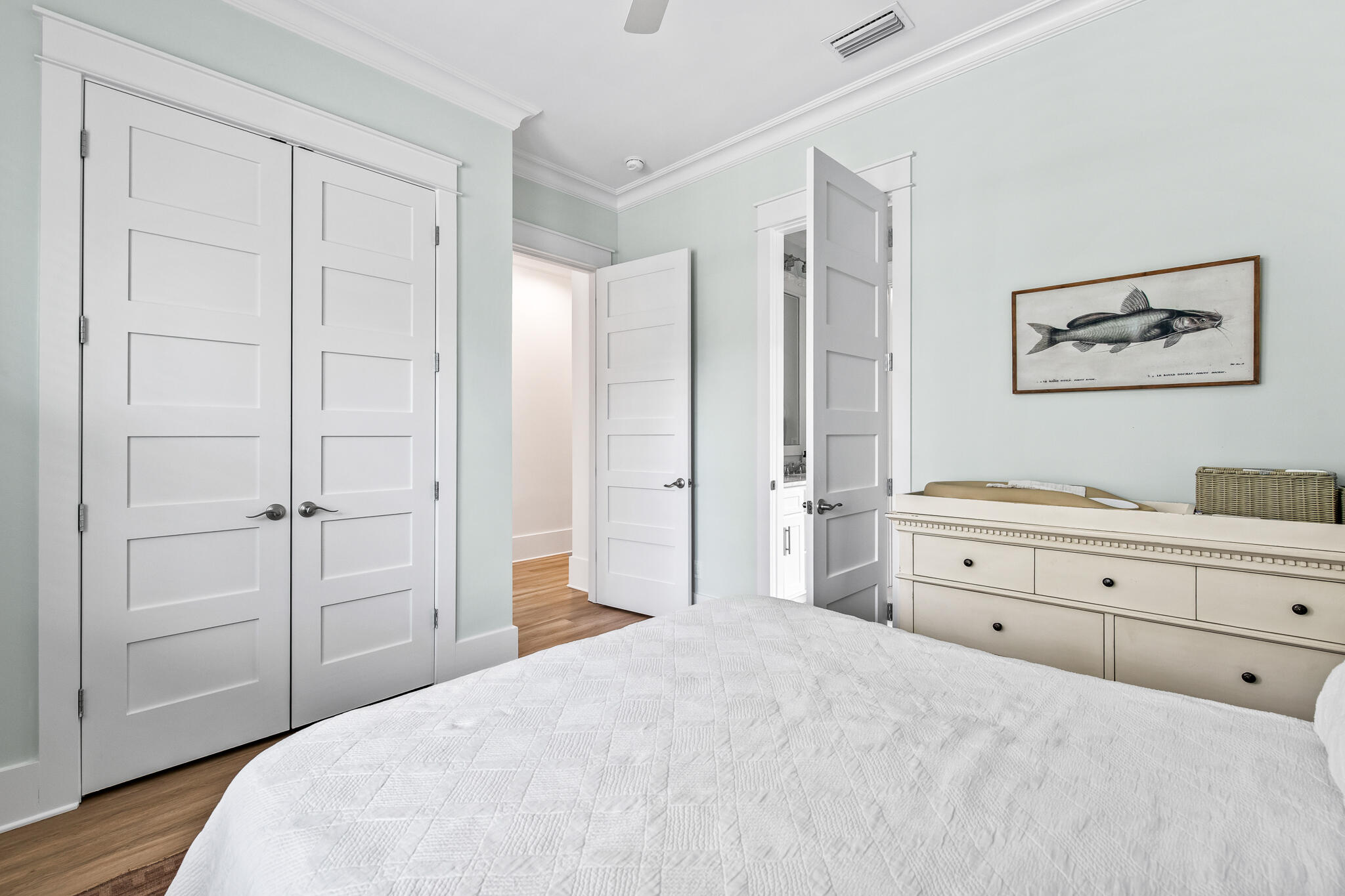 MAGNOLIA BEACH - Residential