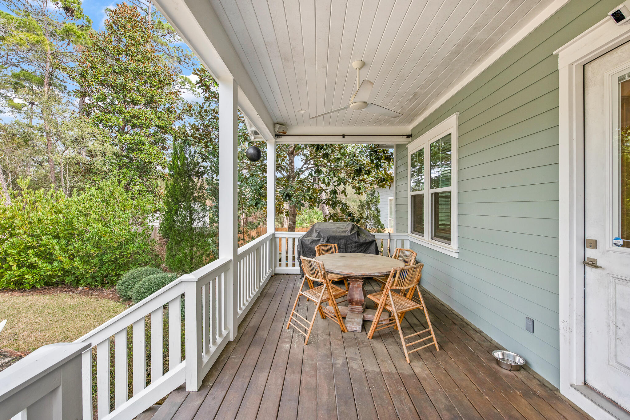 MAGNOLIA BEACH - Residential