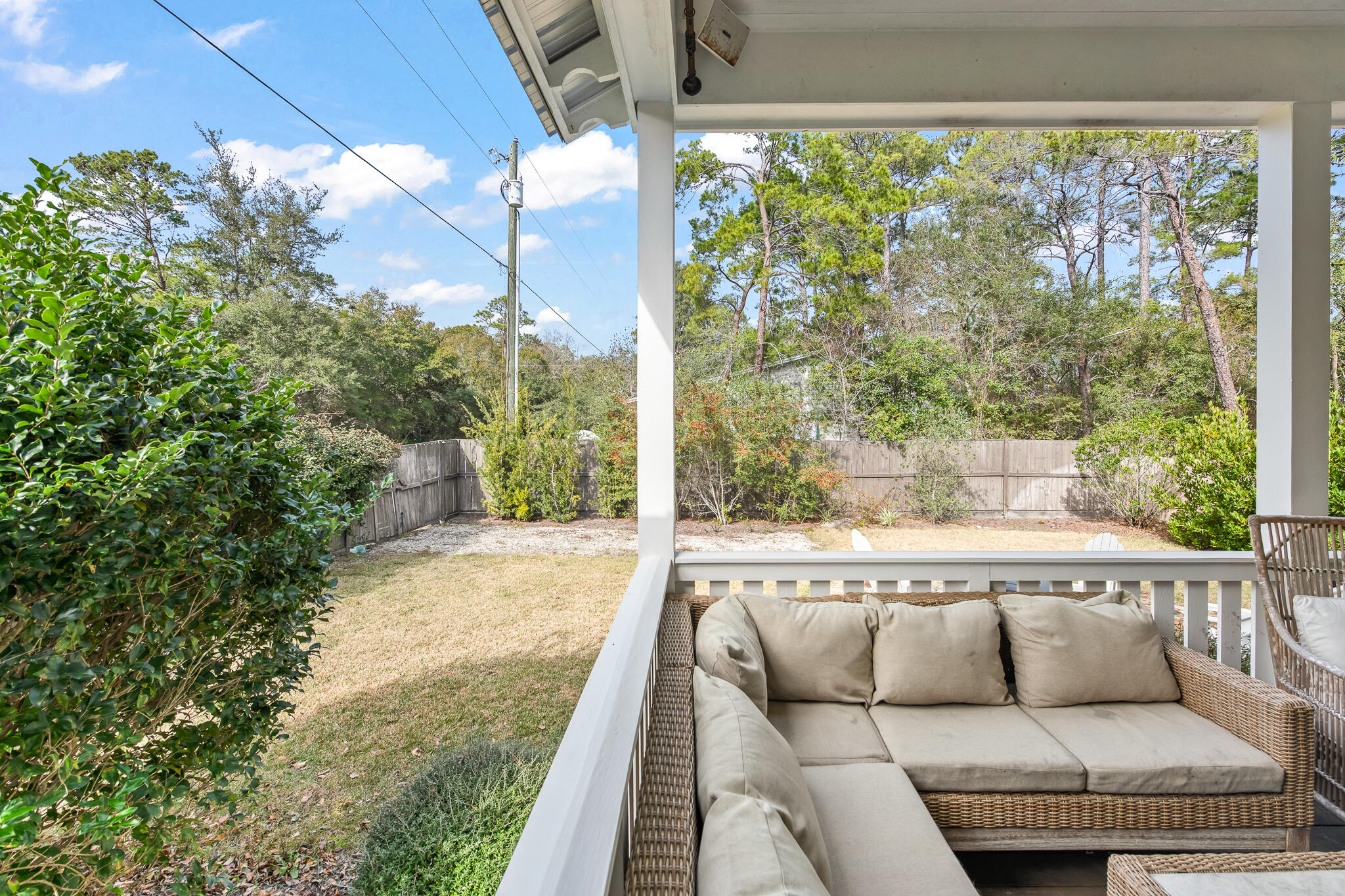 MAGNOLIA BEACH - Residential