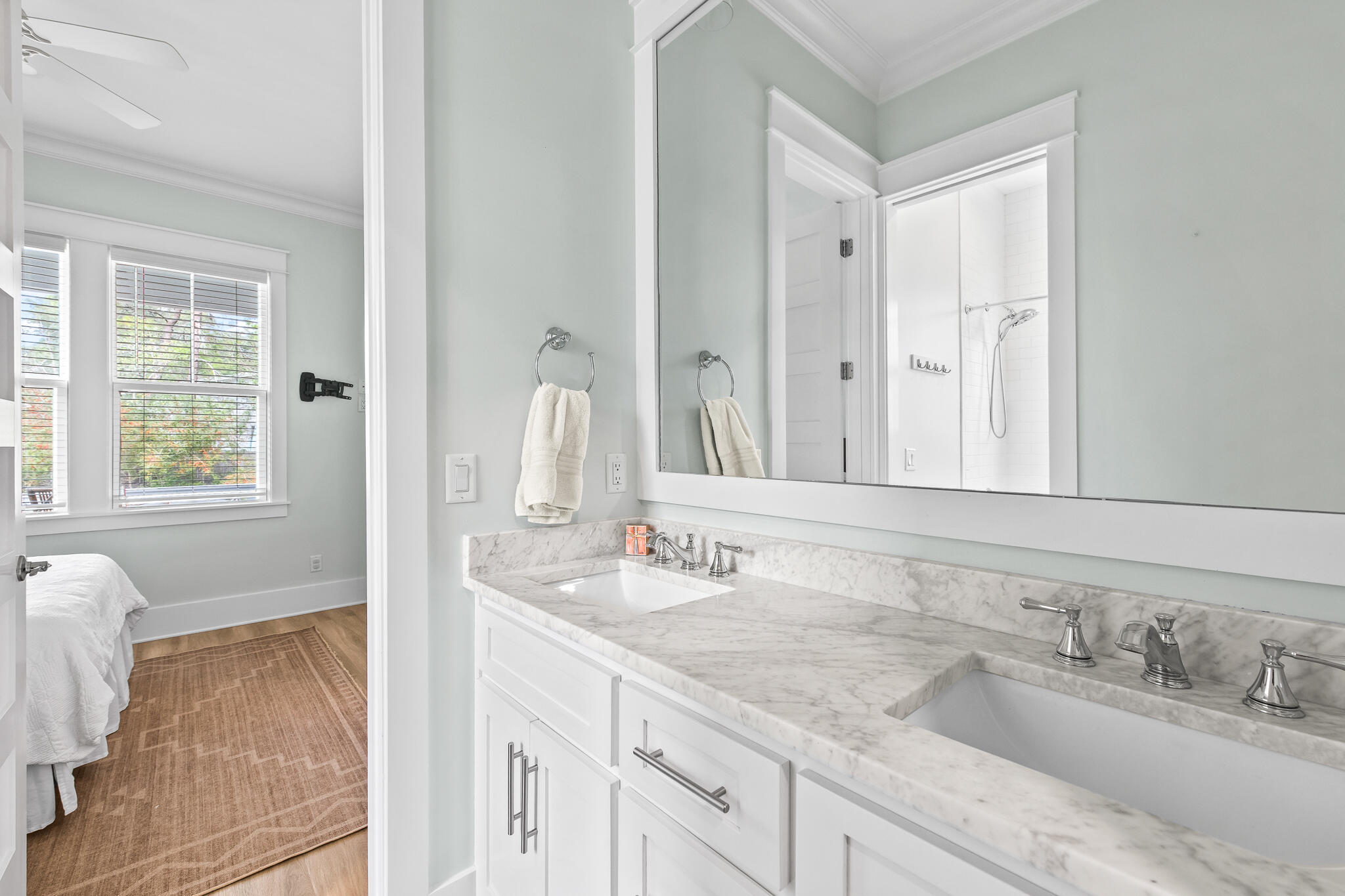 MAGNOLIA BEACH - Residential