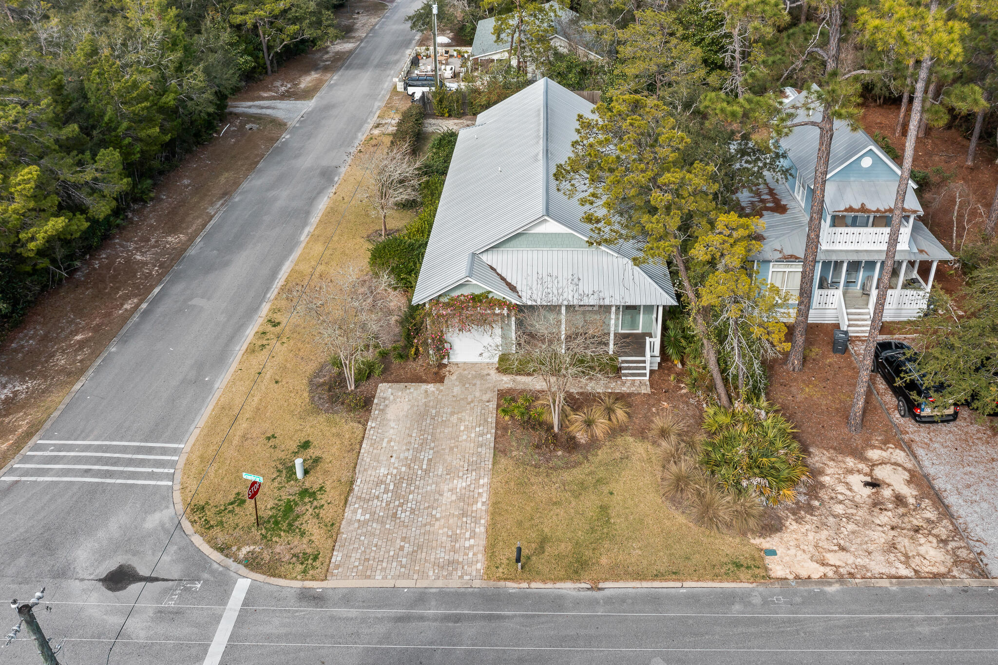 MAGNOLIA BEACH - Residential