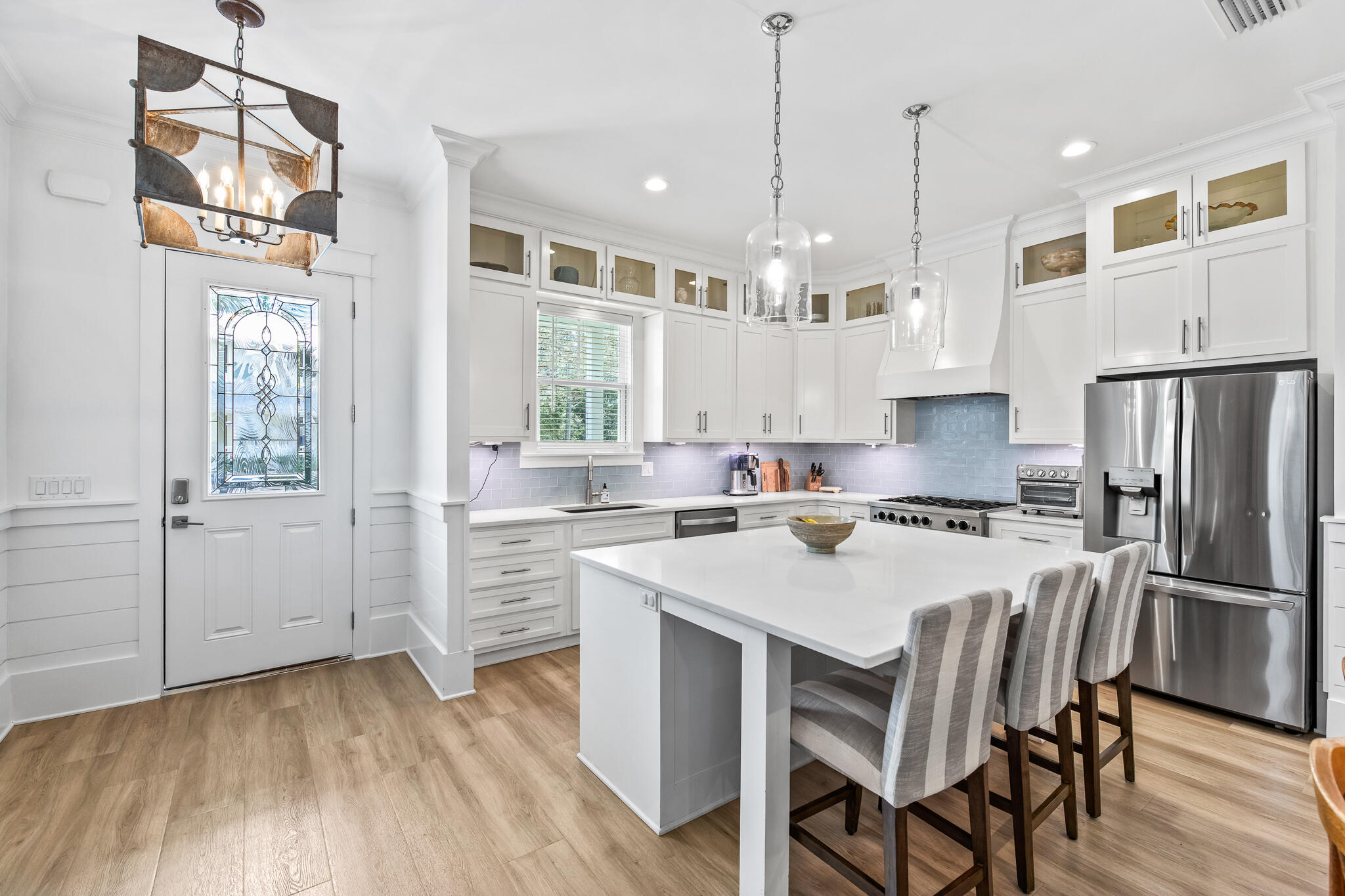 MAGNOLIA BEACH - Residential